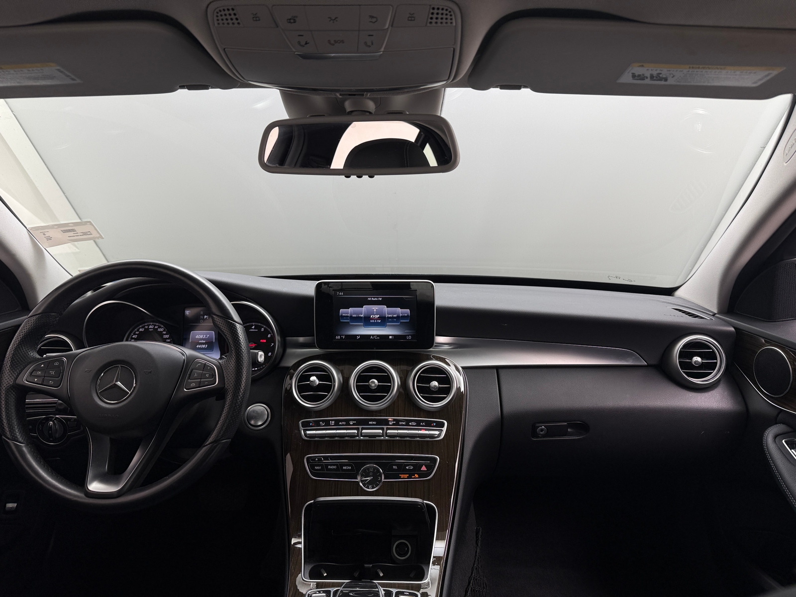 Thumbnail: 2016 Mercedes-Benz C-Class - 2