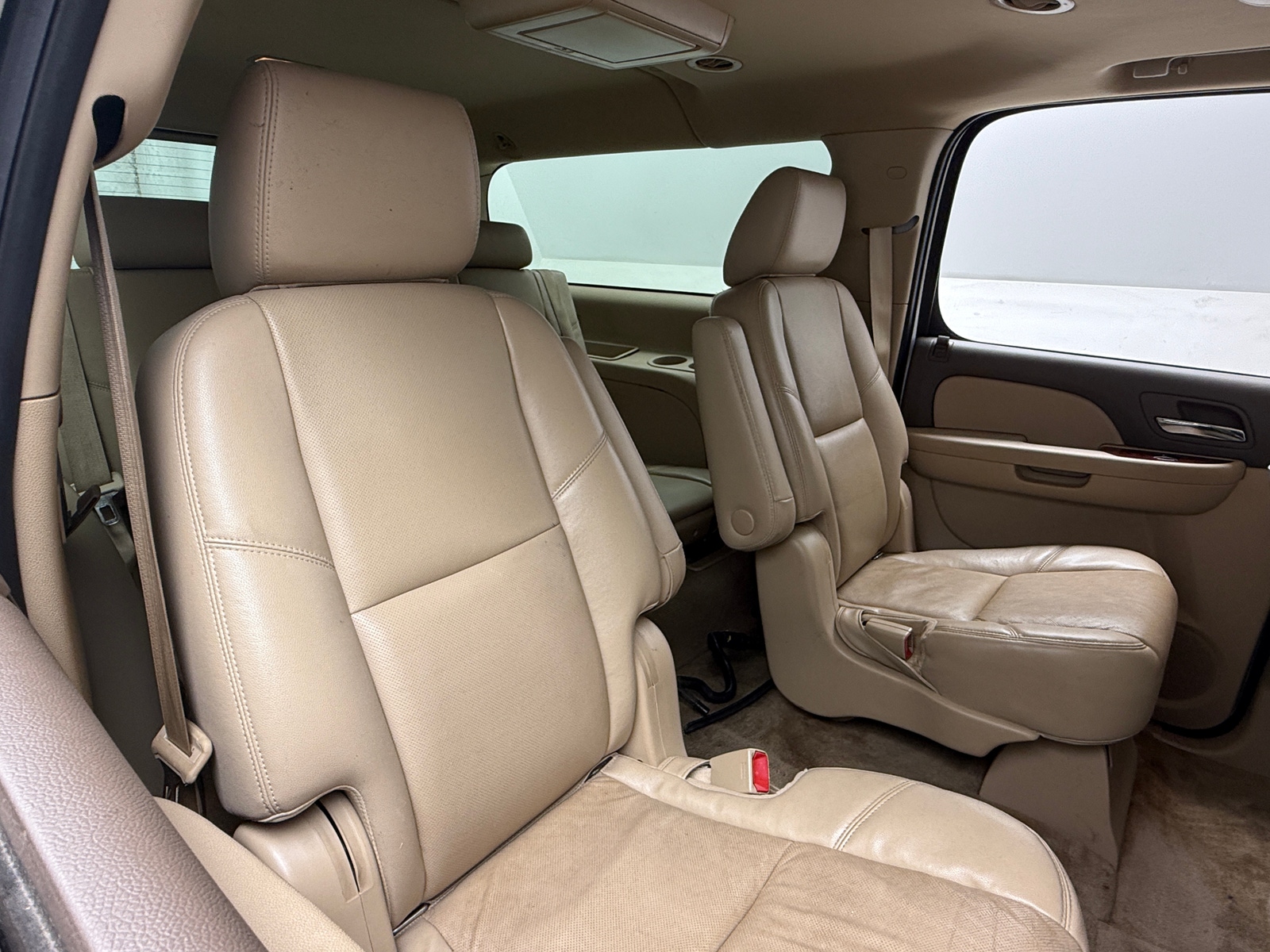 Thumbnail: 2013 Chevrolet Suburban - 5