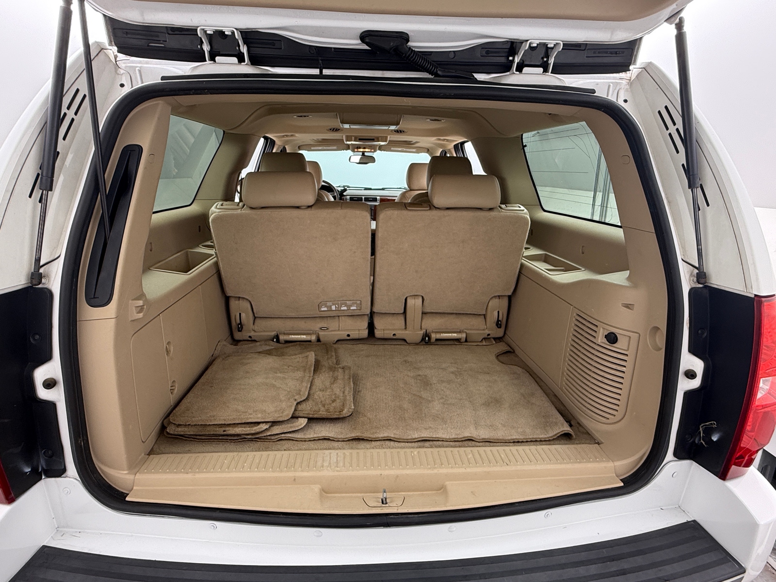 Thumbnail: 2013 Chevrolet Suburban - 6