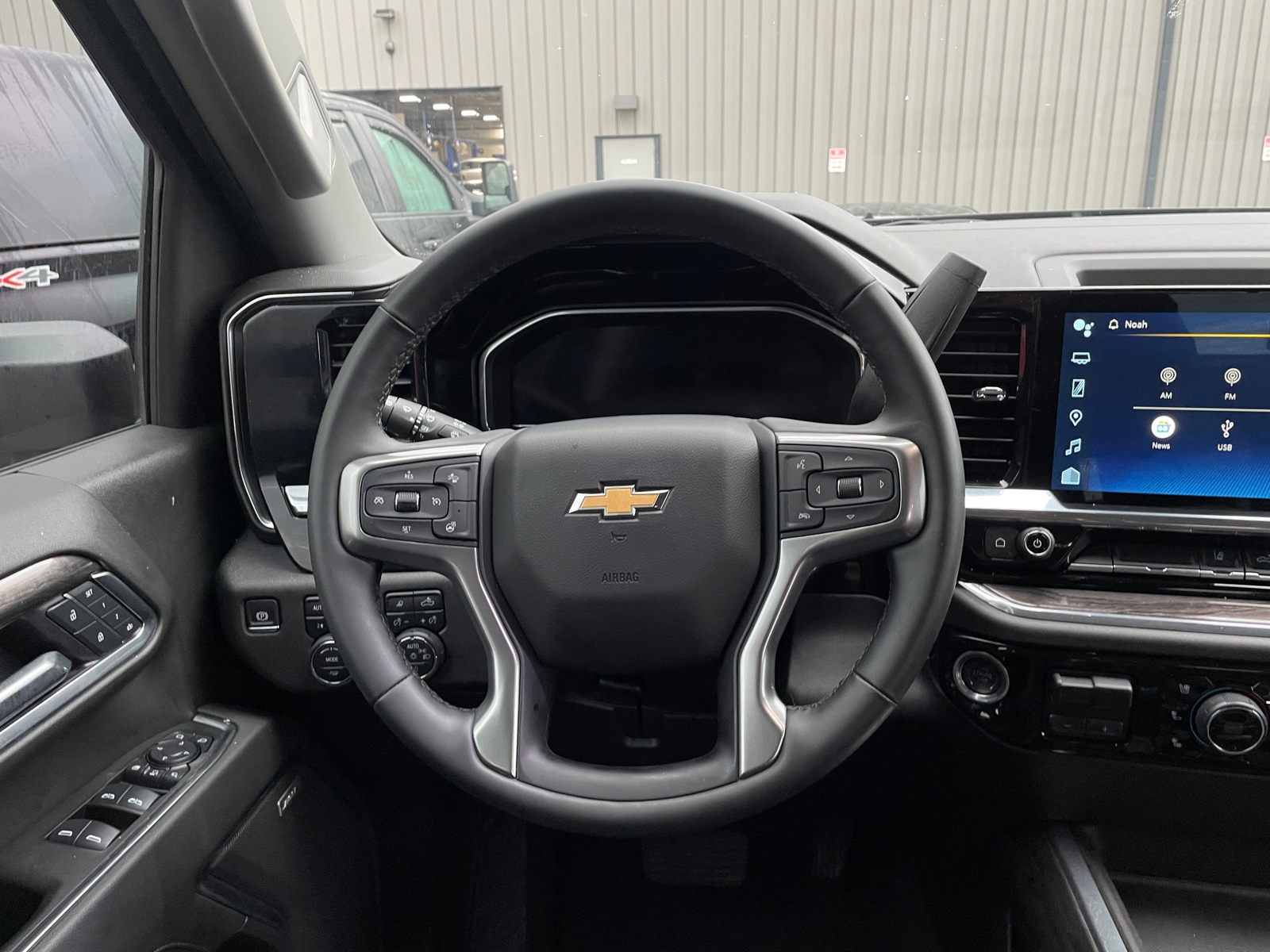 Thumbnail: 2025 Chevrolet Silverado 2500 - 4