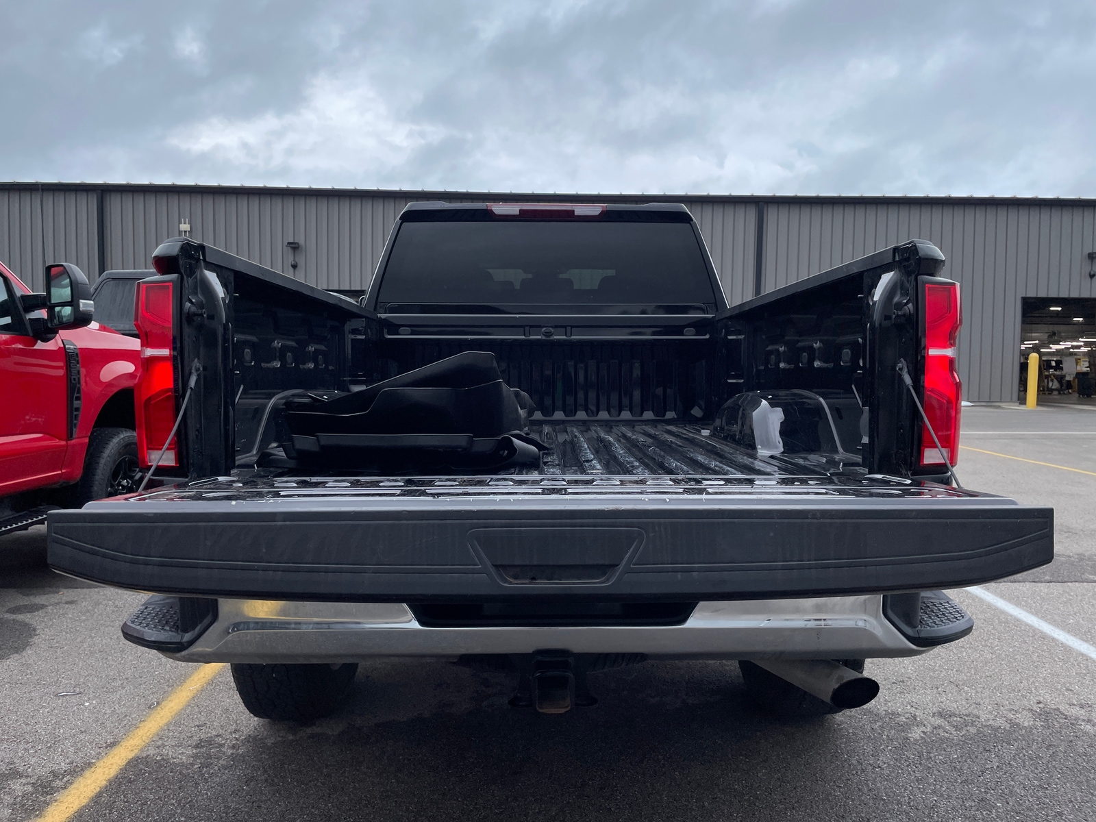 Thumbnail: 2025 Chevrolet Silverado 2500 - 6