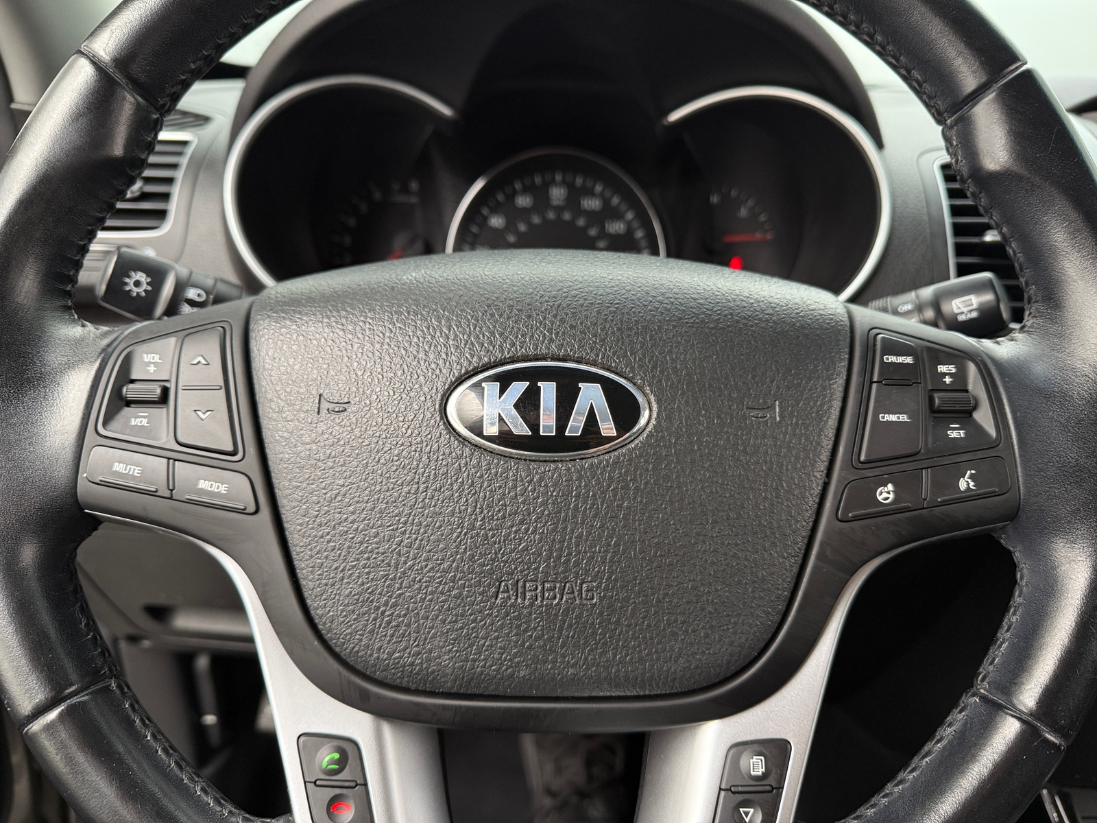 Thumbnail: 2014 Kia Sorento - 5
