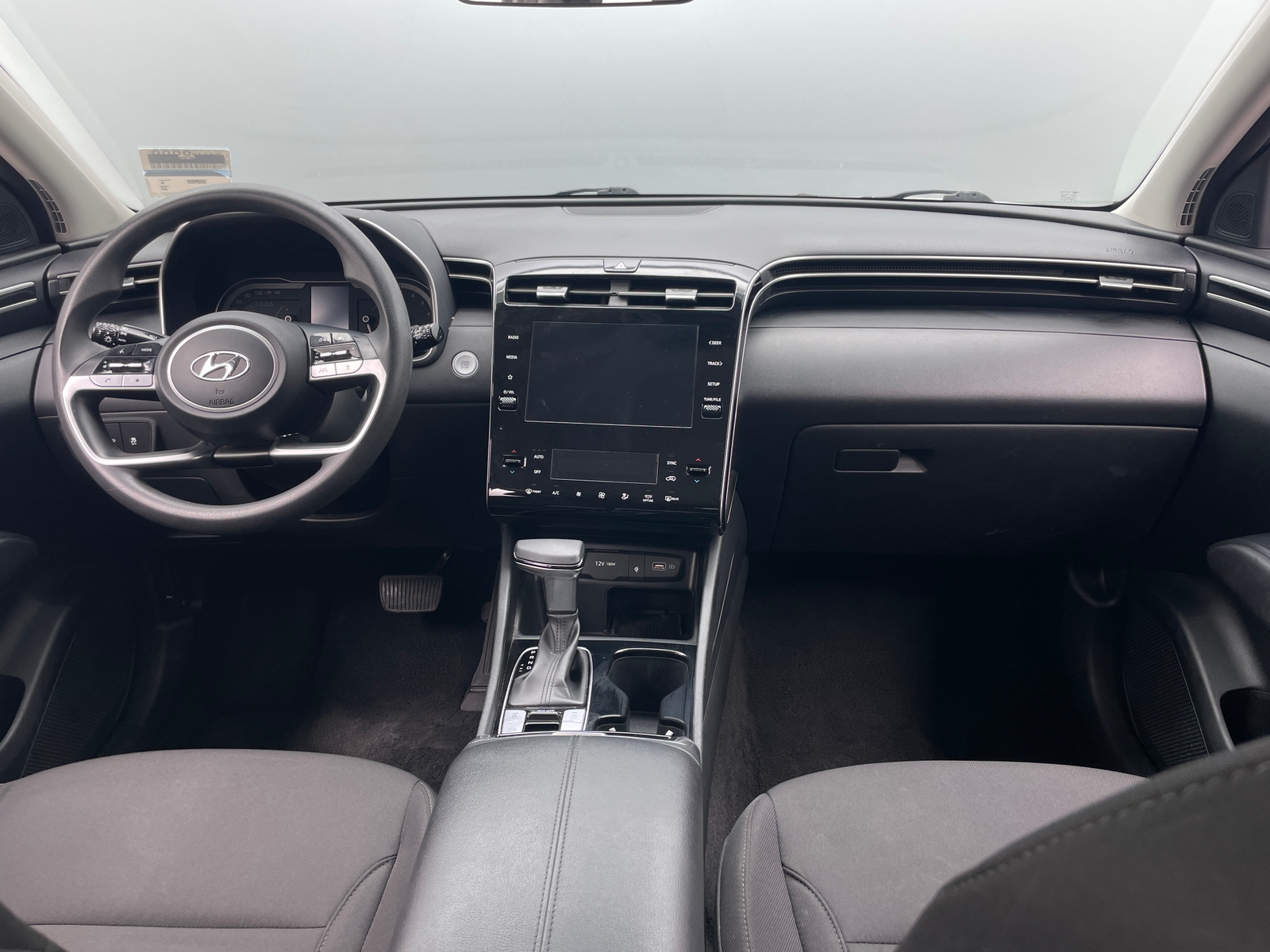 Thumbnail: 2024 Hyundai Tucson - 3