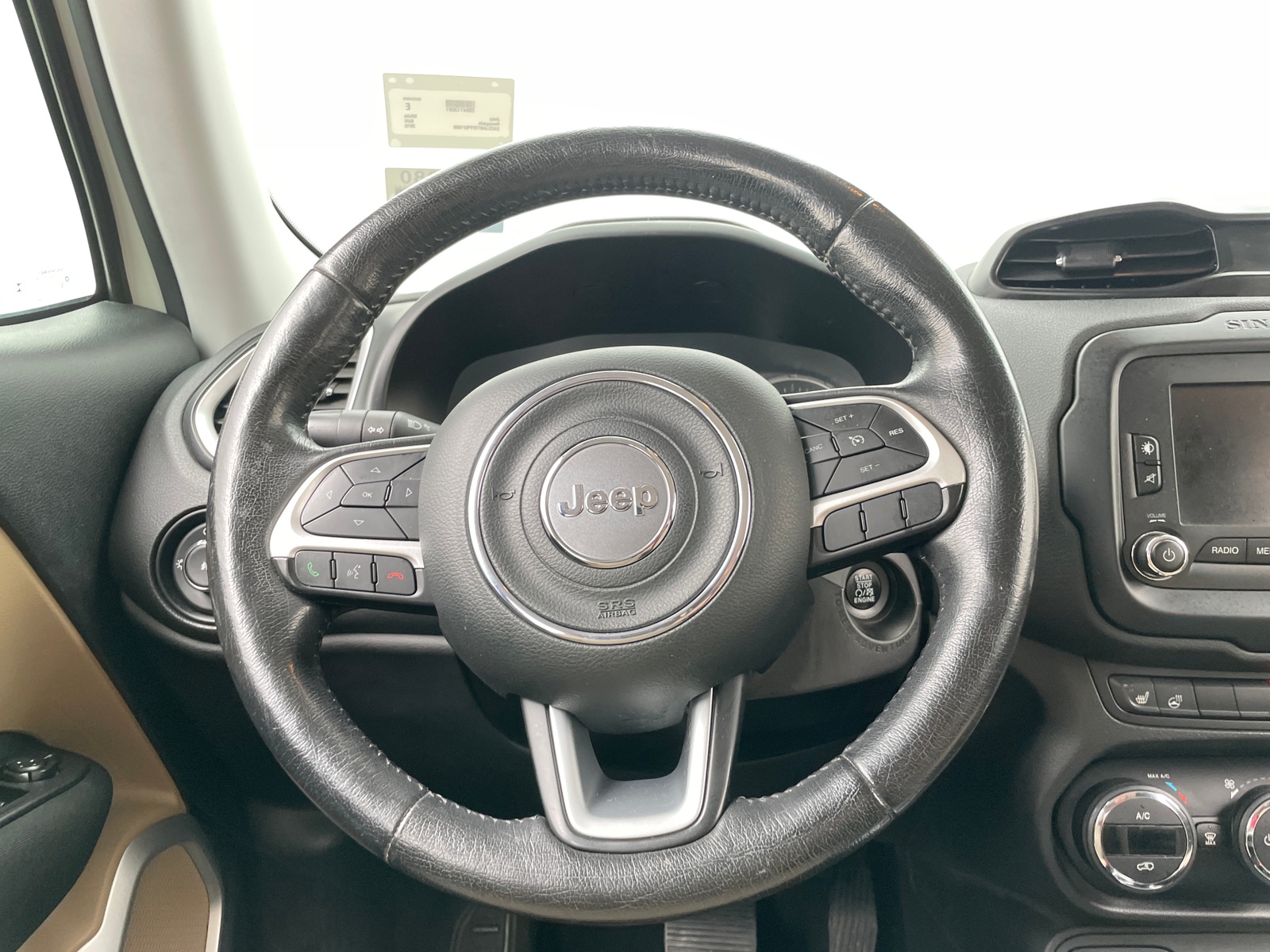 Thumbnail: 2015 Jeep Renegade - 5