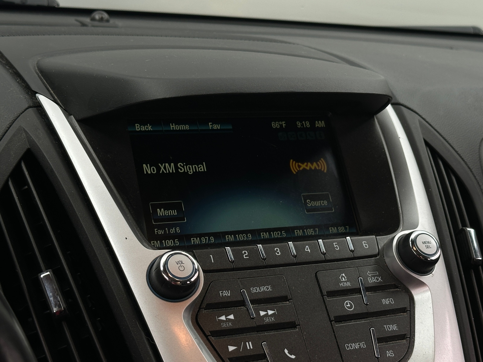 Thumbnail: 2017 Chevrolet Equinox - 4