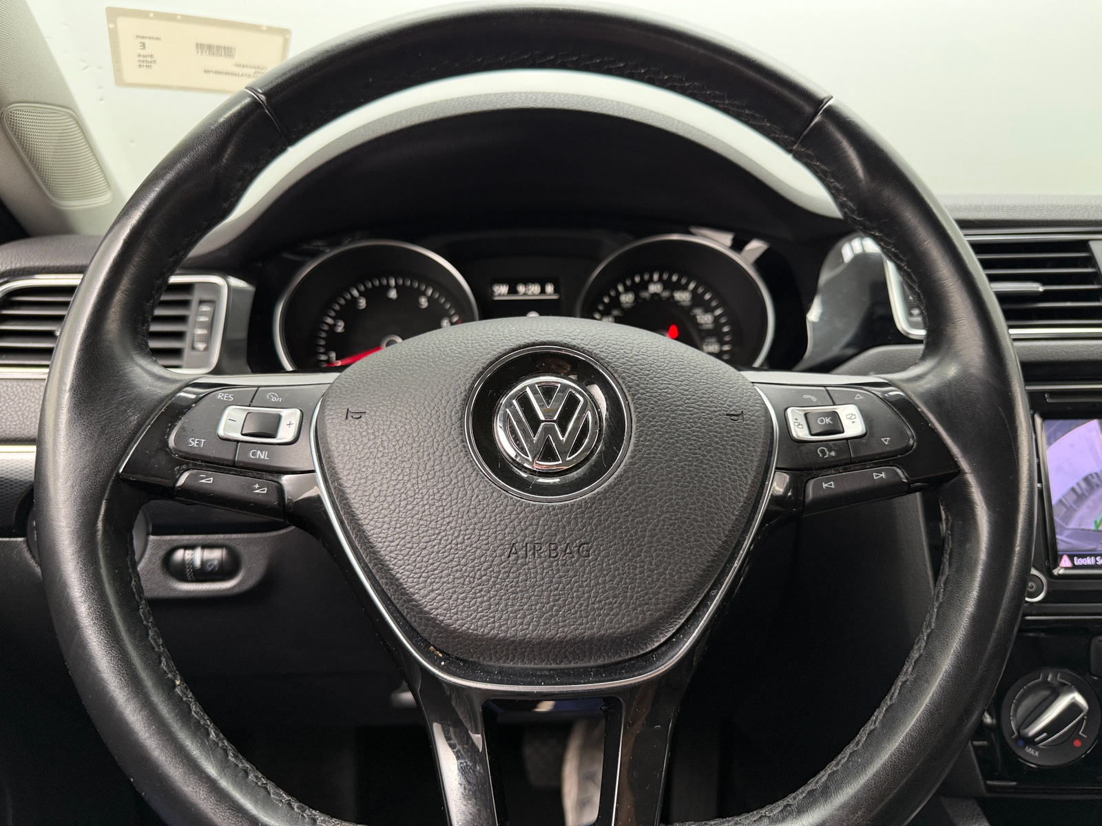 Thumbnail: 2016 Volkswagen Jetta - 4