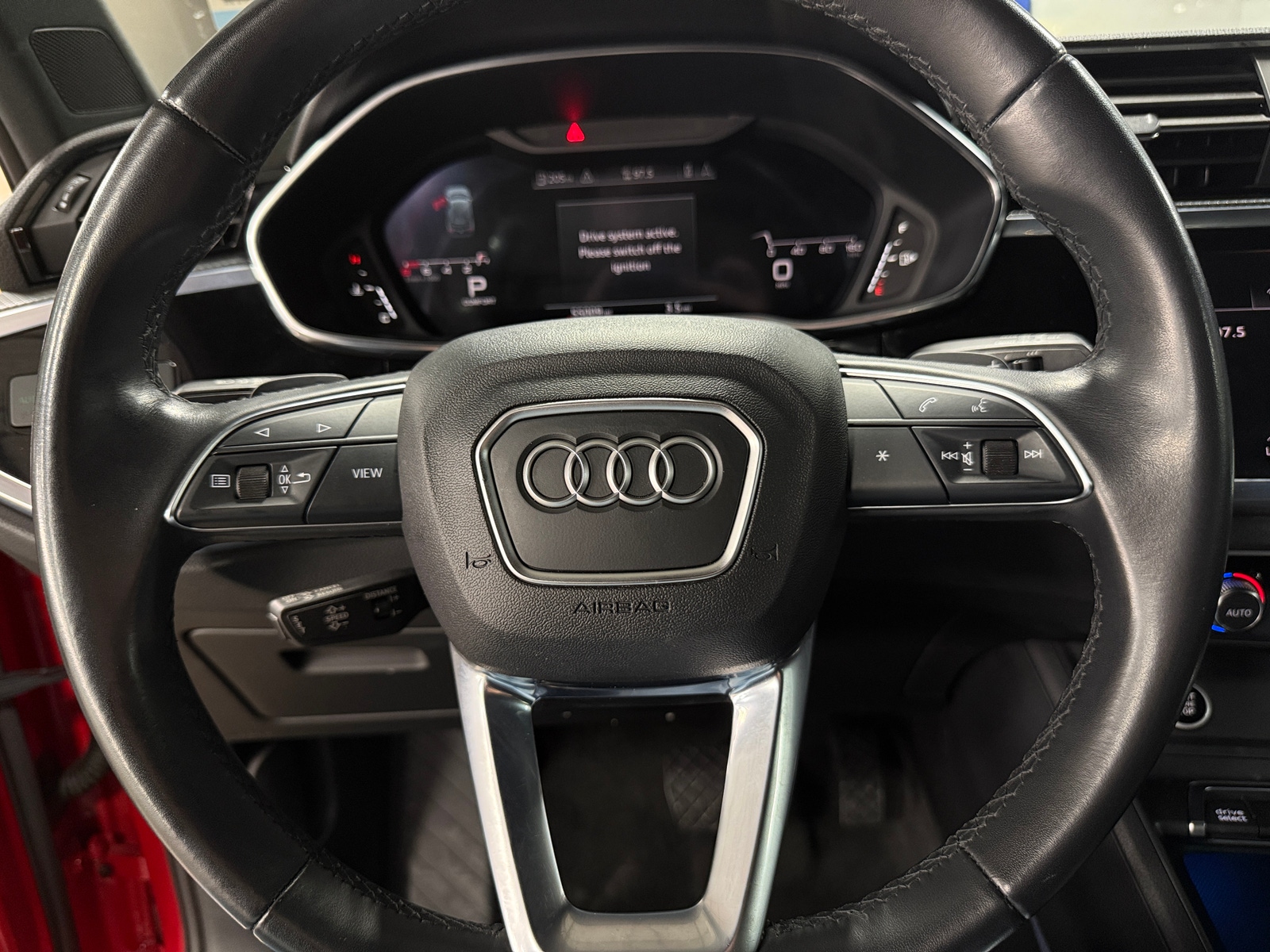 Thumbnail: 2022 Audi Q3 - 4