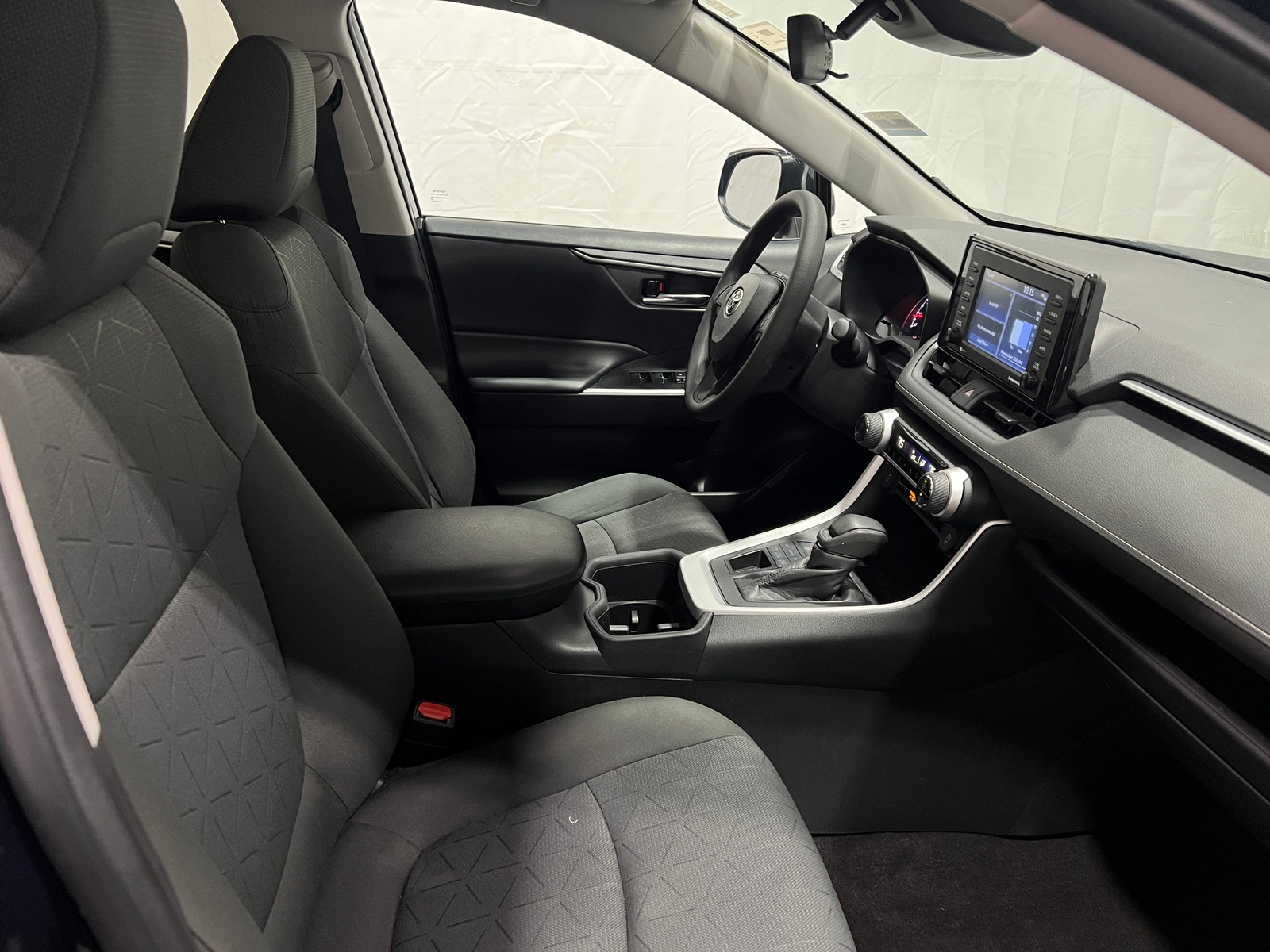 Thumbnail: 2022 Toyota RAV4 - 2