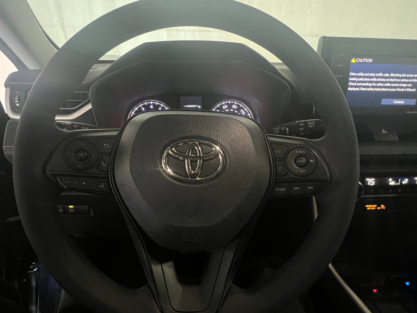 Thumbnail: 2022 Toyota RAV4 - 5
