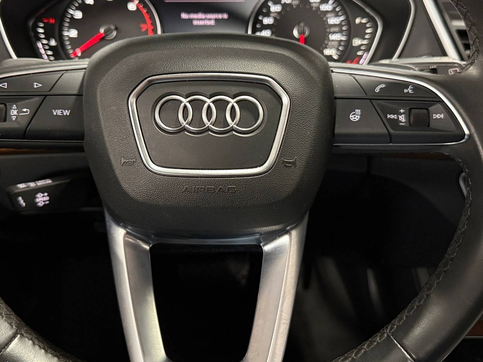 Thumbnail: 2022 Audi Q5 - 4