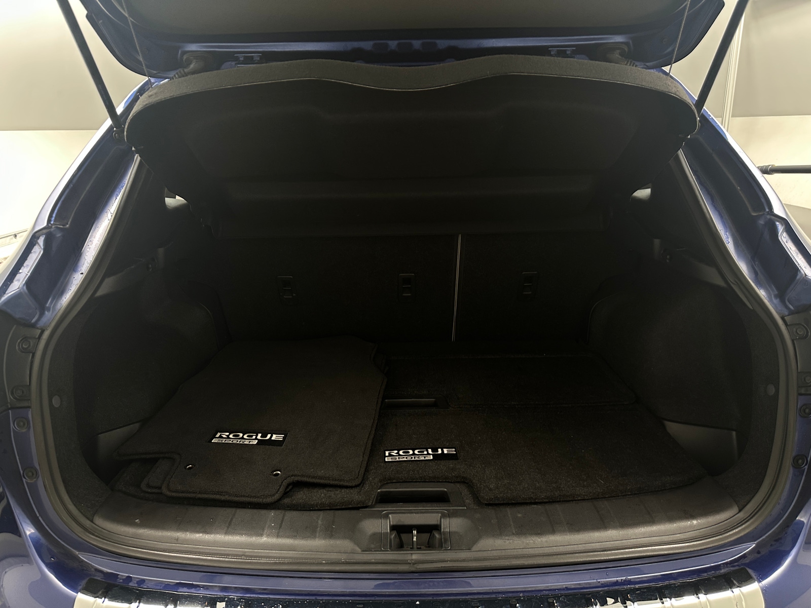 Thumbnail: 2020 Nissan Rogue Sport - 7