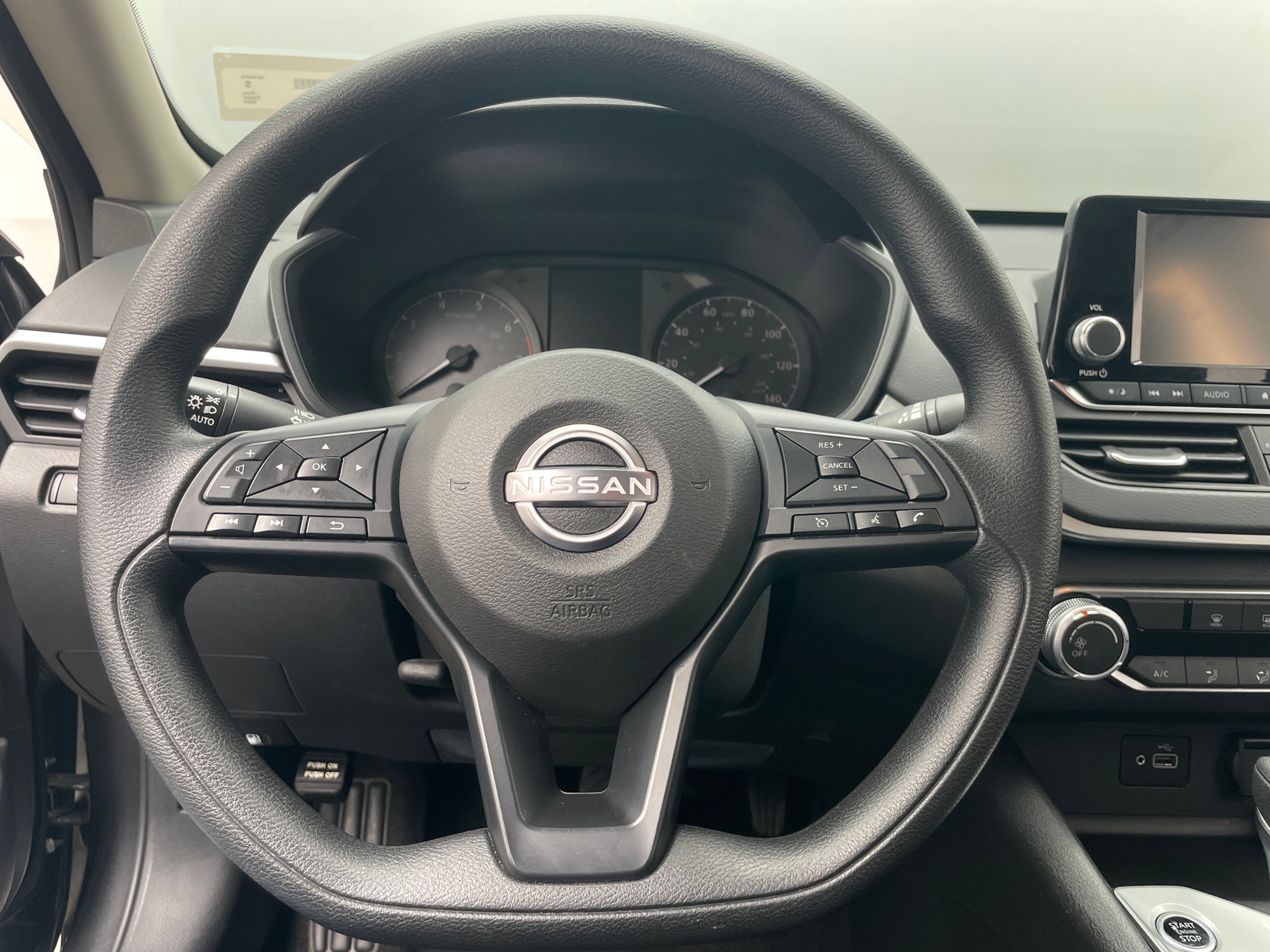 Thumbnail: 2024 Nissan Altima - 5