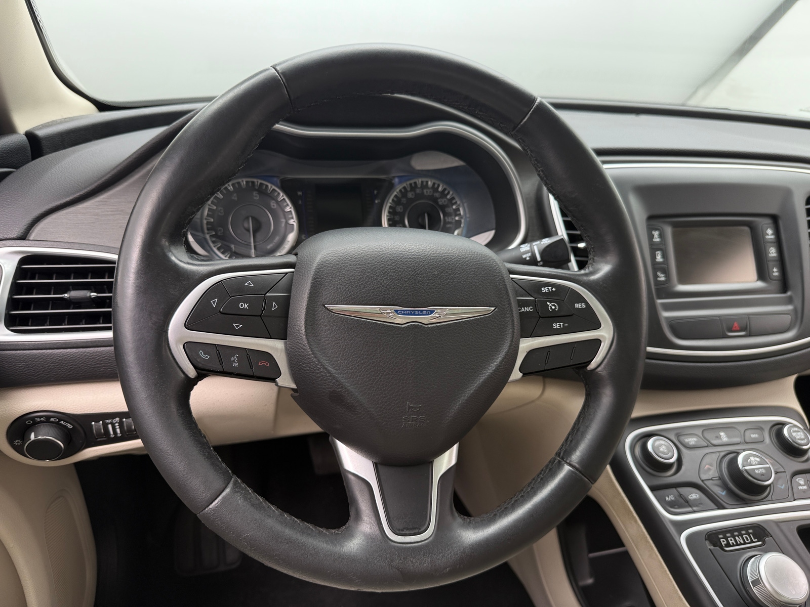 Thumbnail: 2015 Chrysler 200 - 5