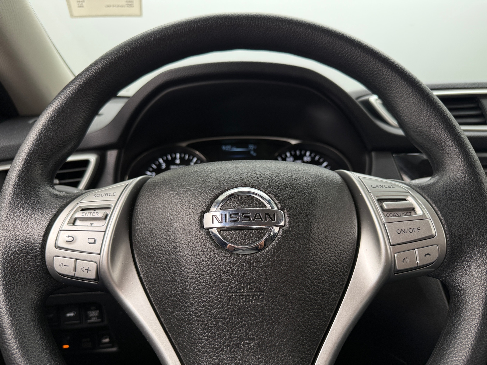 Thumbnail: 2016 Nissan Rogue - 5