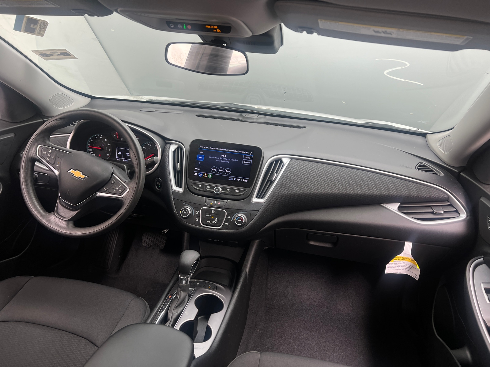 Thumbnail: 2023 Chevrolet Malibu - 3