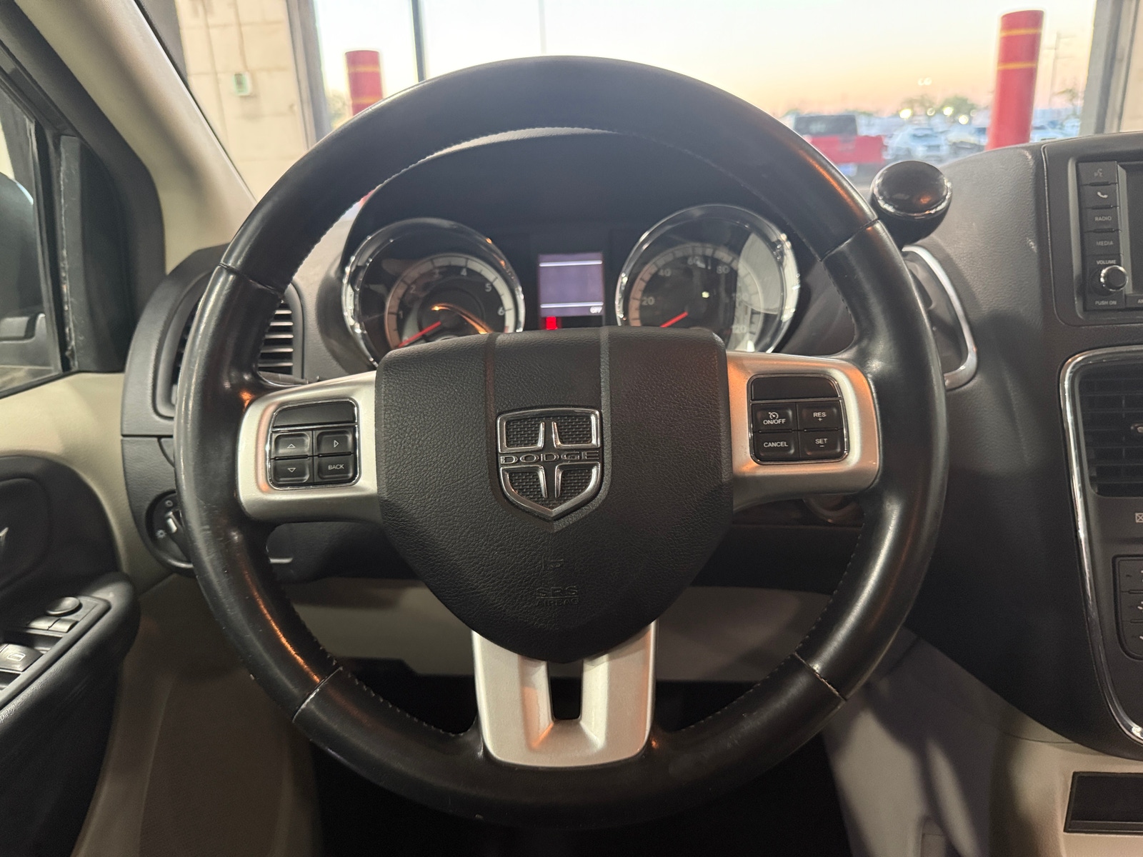 Thumbnail: 2016 Dodge Grand Caravan - 5