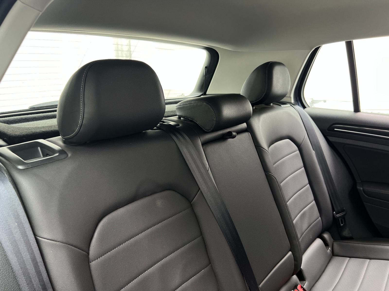 Thumbnail: 2015 Volkswagen Golf - 5
