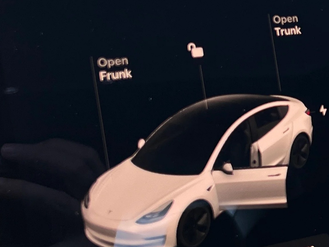 Thumbnail: 2021 Tesla Model 3 - 3