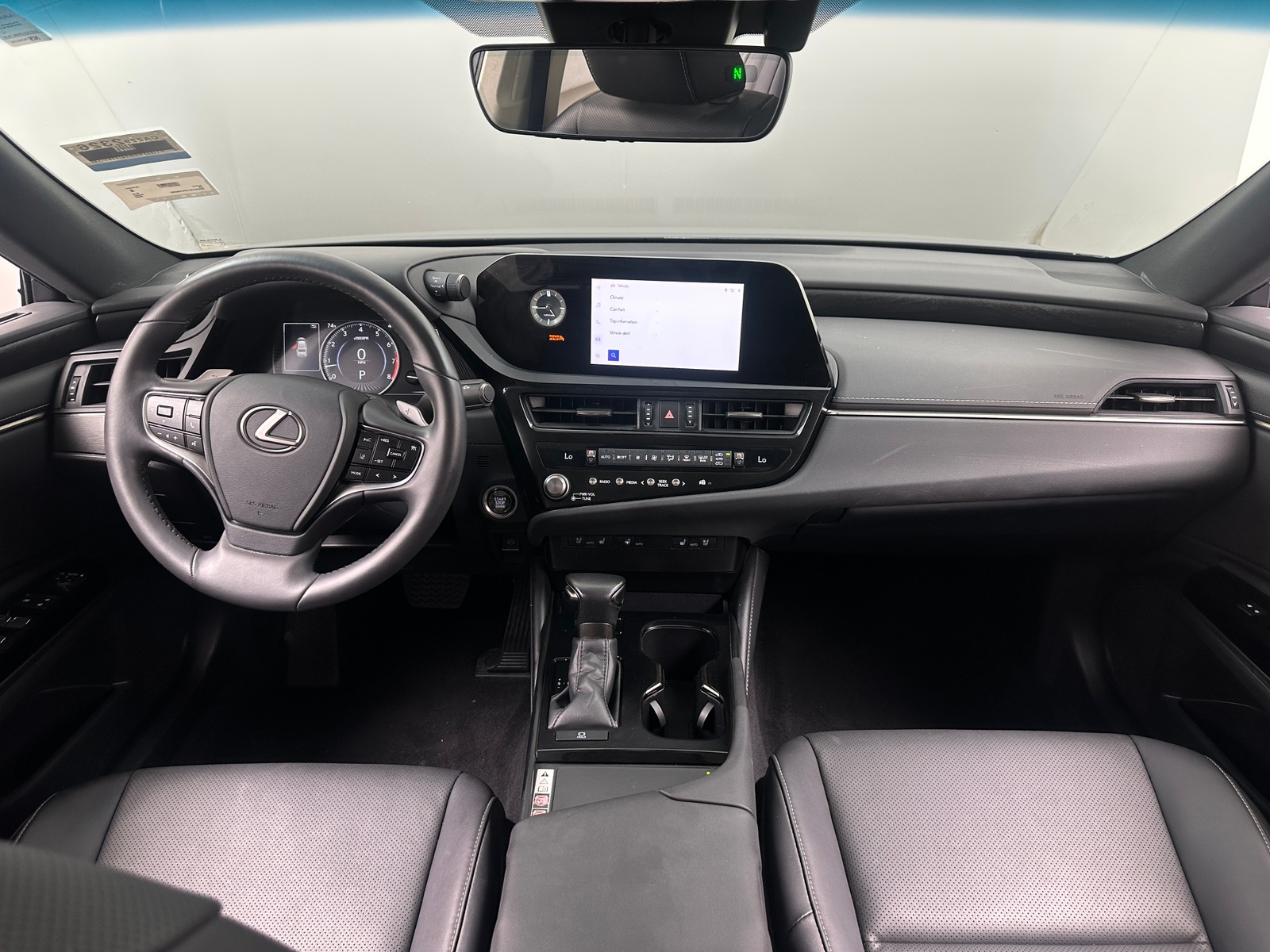 Thumbnail: 2023 Lexus ES - 2