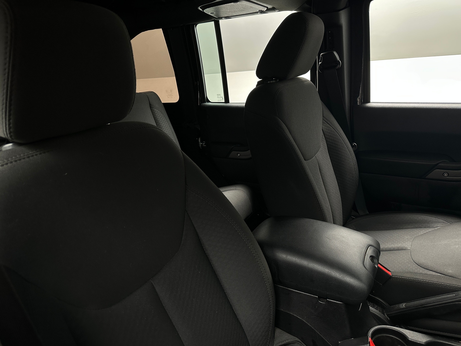 Thumbnail: 2016 Jeep Wrangler - 2