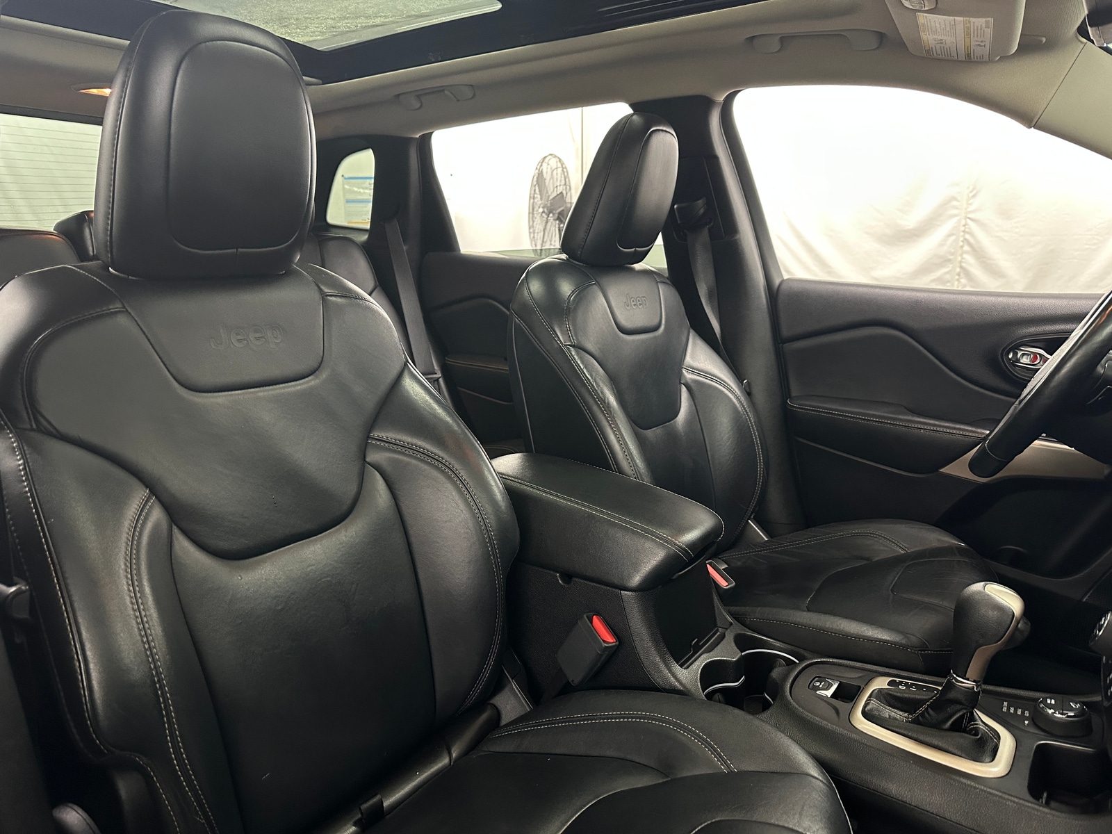 Thumbnail: 2017 Jeep Cherokee - 2