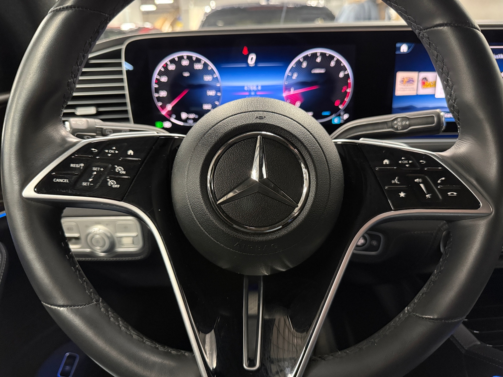 Thumbnail: 2024 Mercedes-Benz GLE - 4