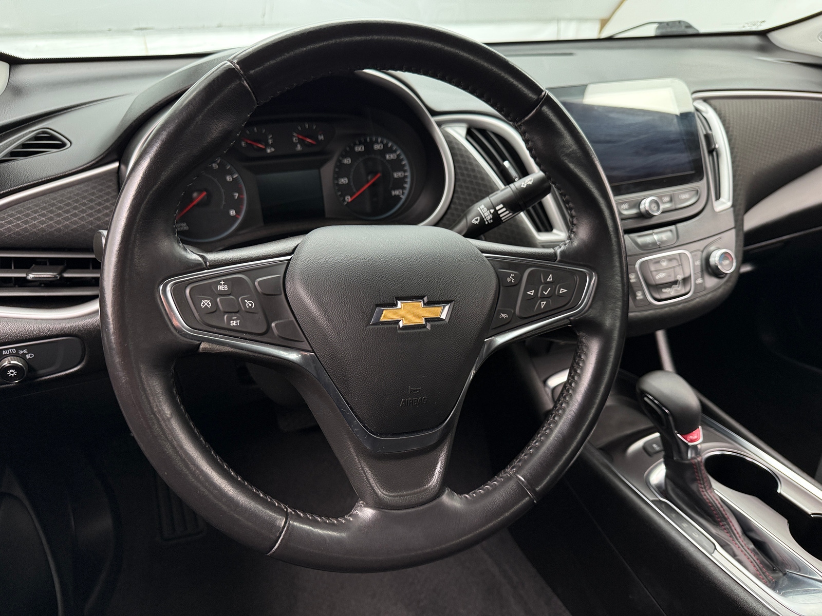 Thumbnail: 2021 Chevrolet Malibu - 5