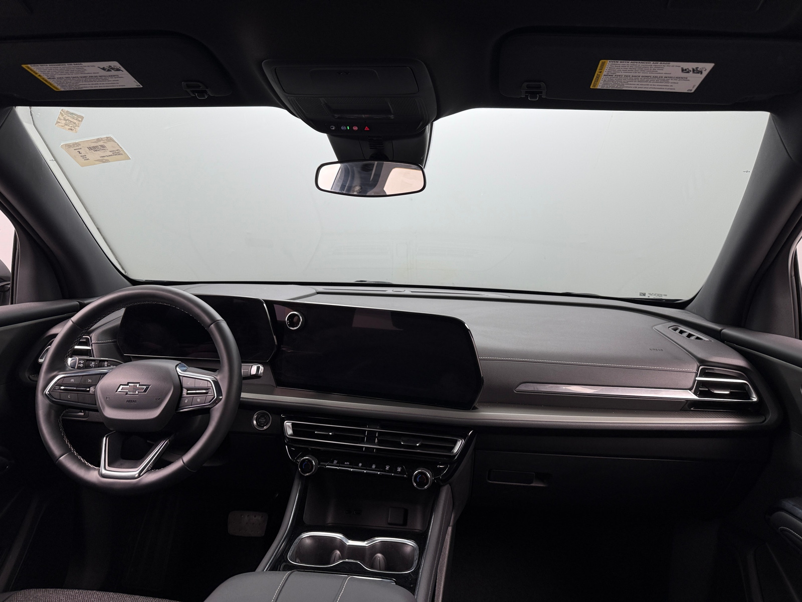 Thumbnail: 2024 Chevrolet Traverse - 3