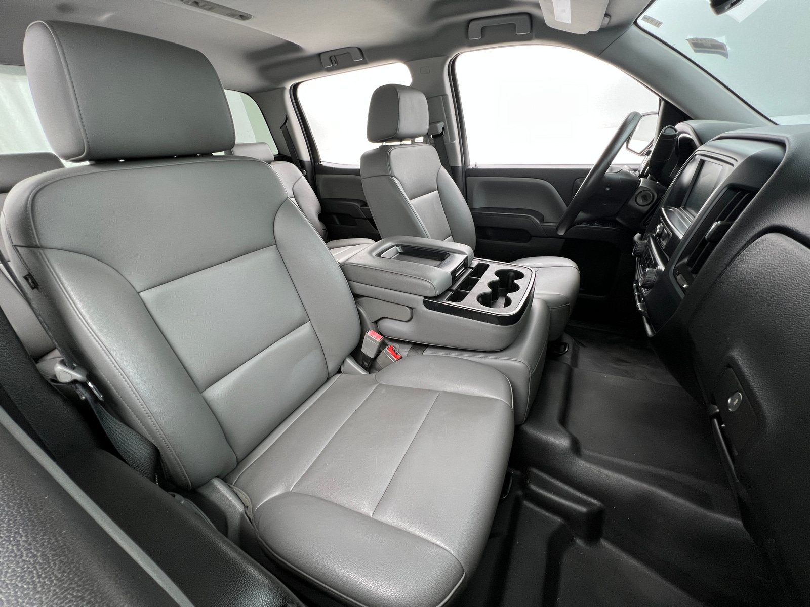 Thumbnail: 2018 Chevrolet Silverado 1500 - 2