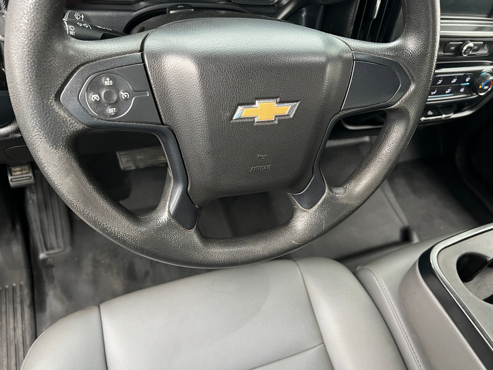 Thumbnail: 2018 Chevrolet Silverado 1500 - 5