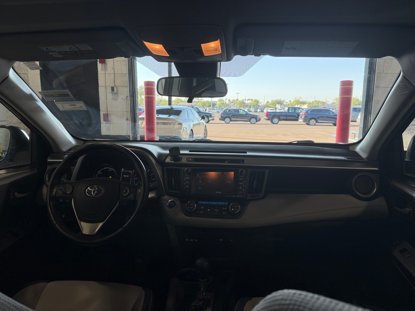 Thumbnail: 2016 Toyota RAV4 - 3