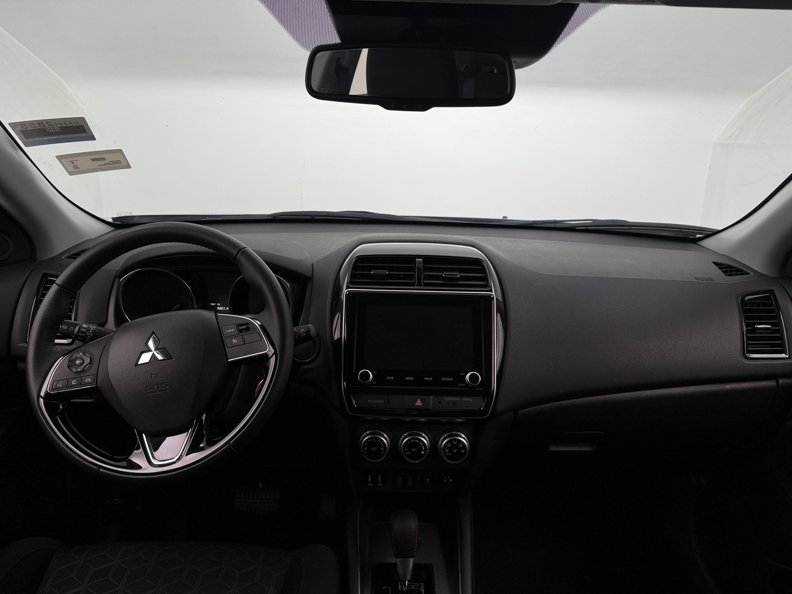 Thumbnail: 2024 Mitsubishi Outlander Sport - 3