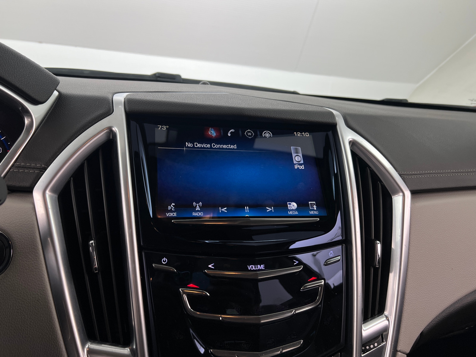 Thumbnail: 2014 Cadillac SRX - 3