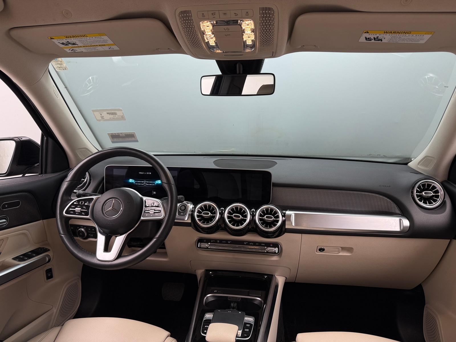 Thumbnail: 2020 Mercedes-Benz GLB - 2