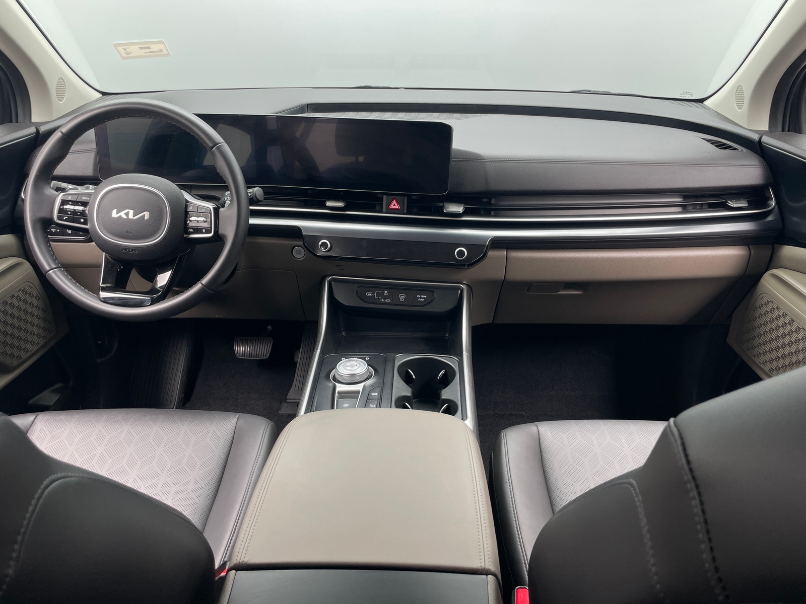 Thumbnail: 2025 Kia Carnival - 2
