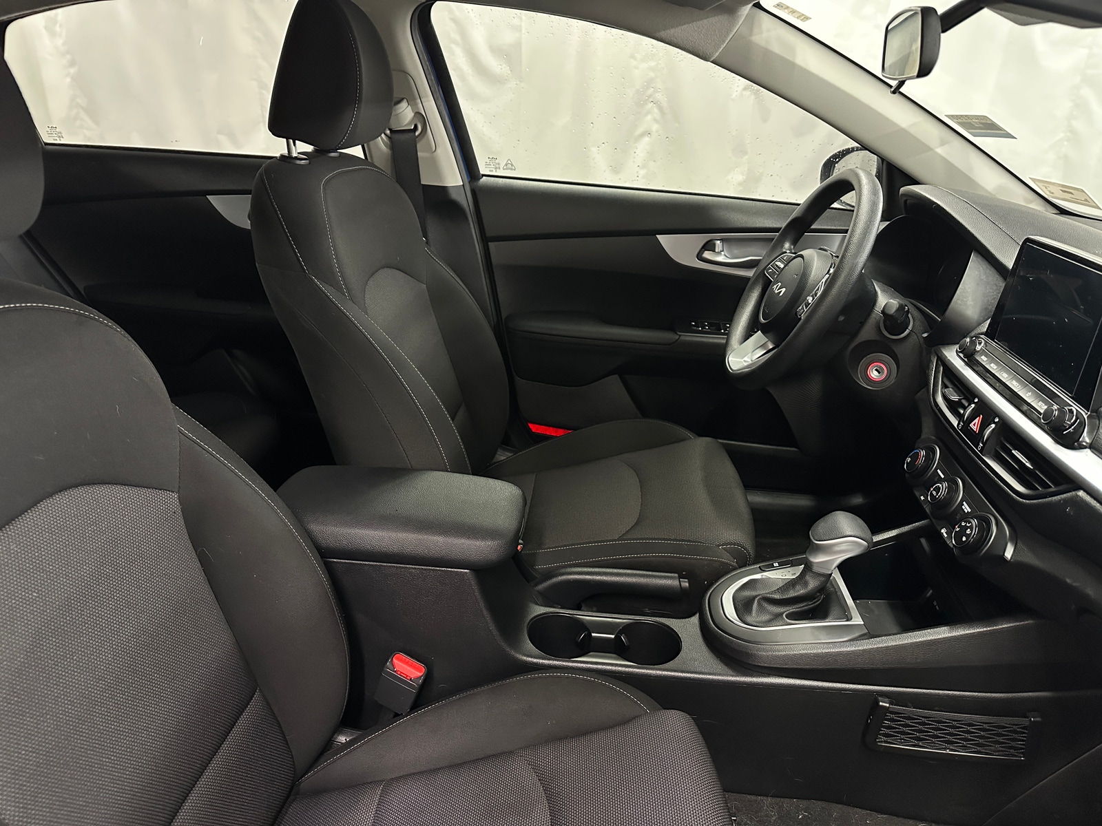 Thumbnail: 2023 Kia Forte - 2