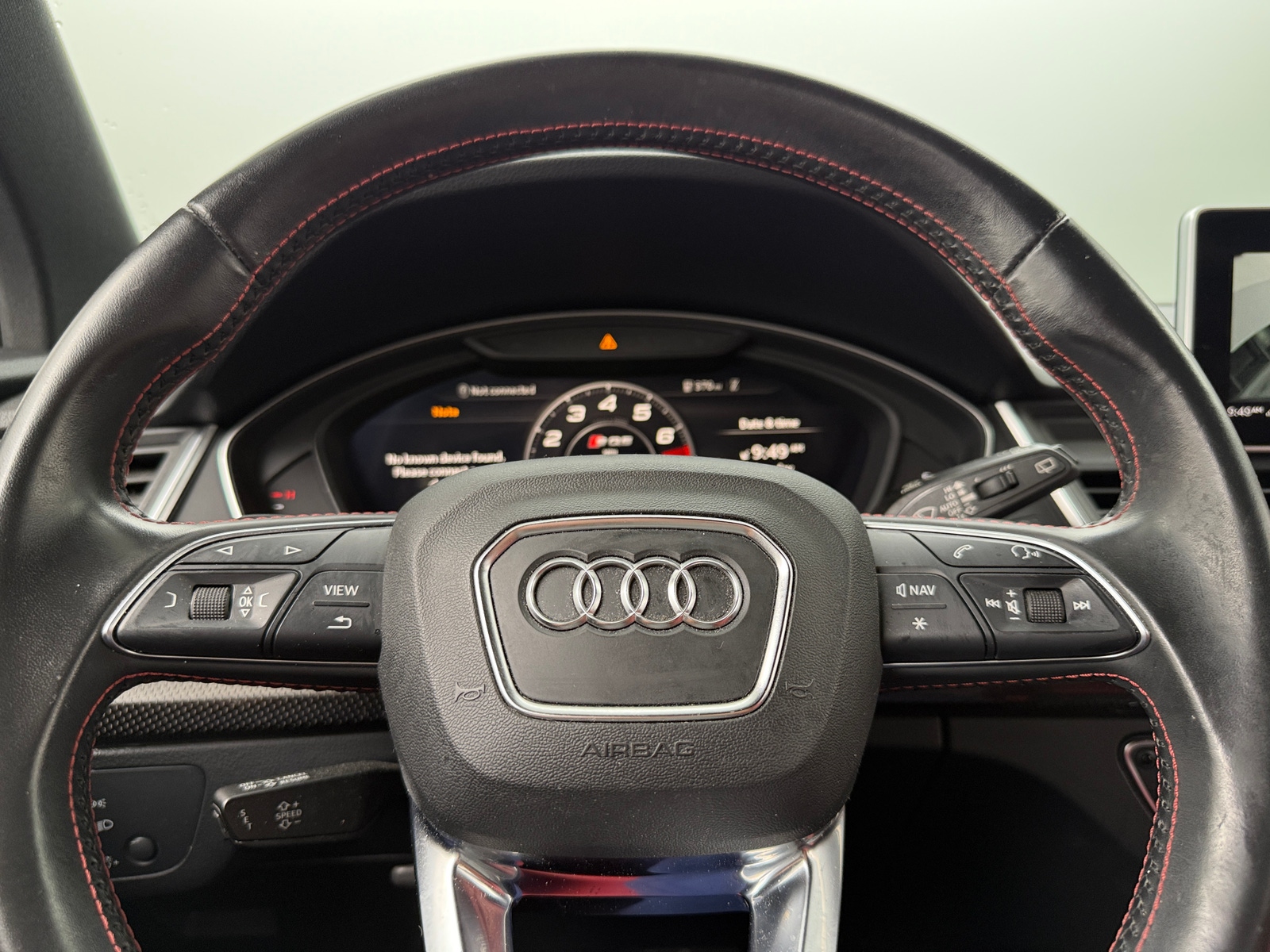 Thumbnail: 2020 Audi SQ5 - 4
