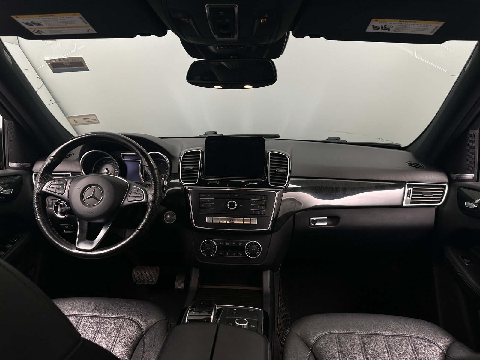 Thumbnail: 2017 Mercedes-Benz GLE - 2