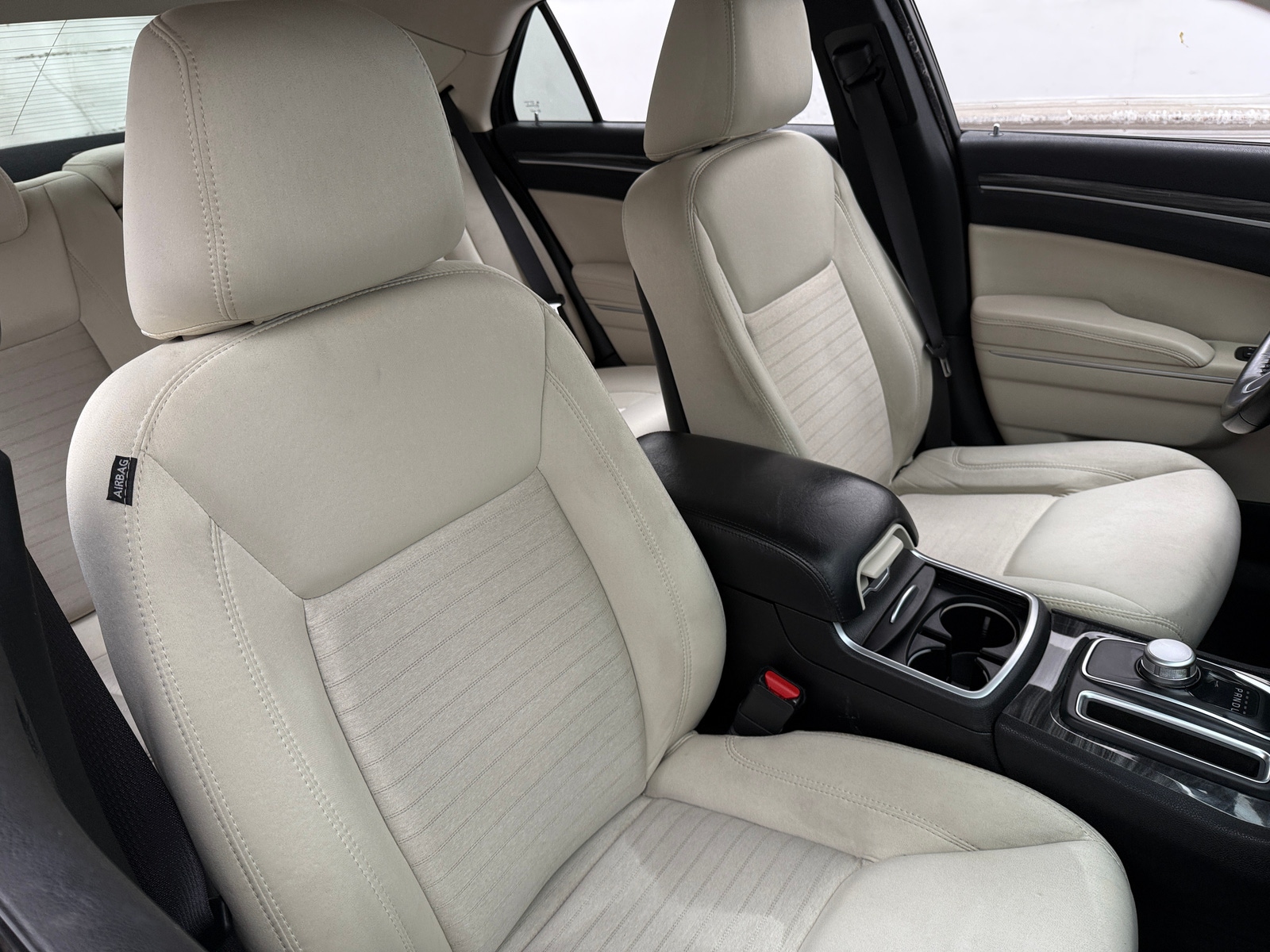 Thumbnail: 2019 Chrysler 300 - 2