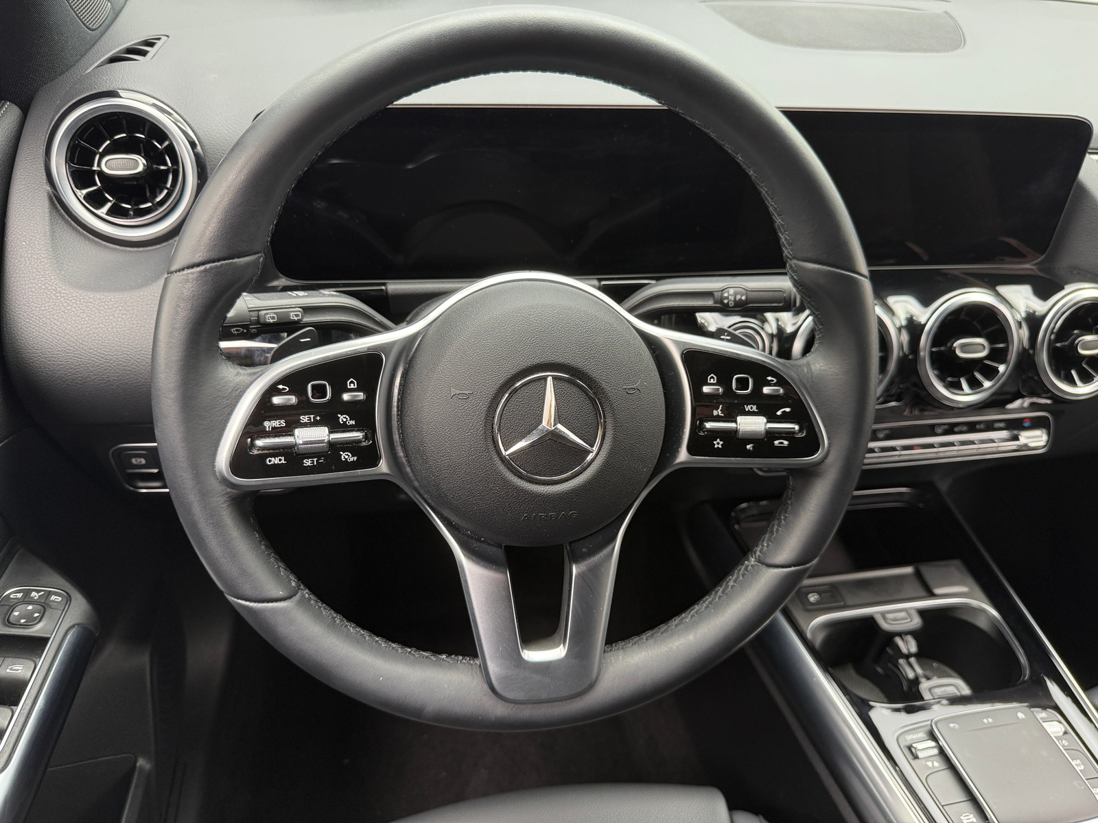 Thumbnail: 2023 Mercedes-Benz GLA - 3