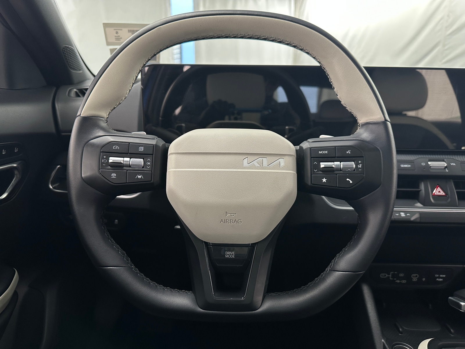 Thumbnail: 2025 Kia K4 - 4