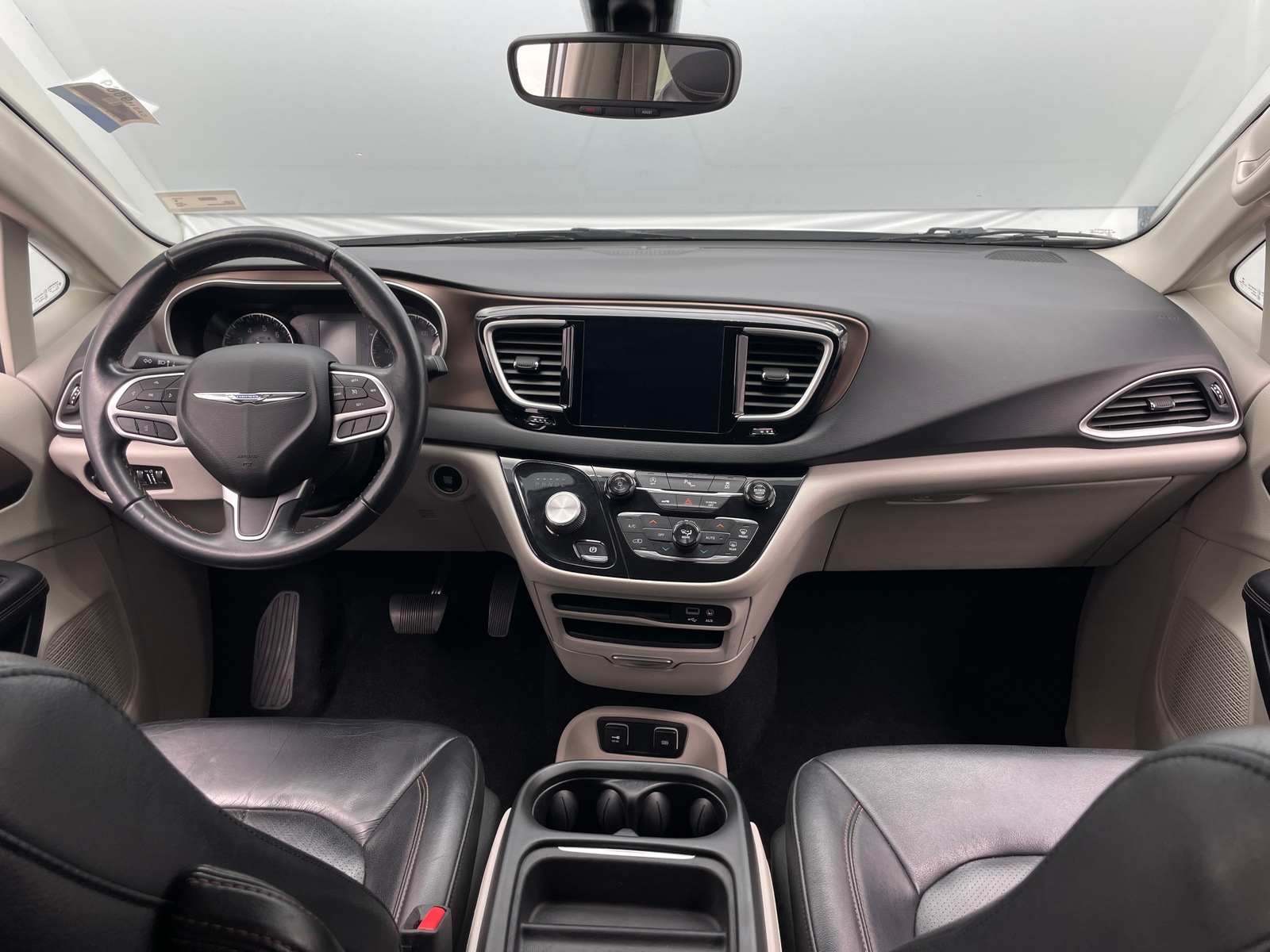 Thumbnail: 2018 Chrysler Pacifica - 2