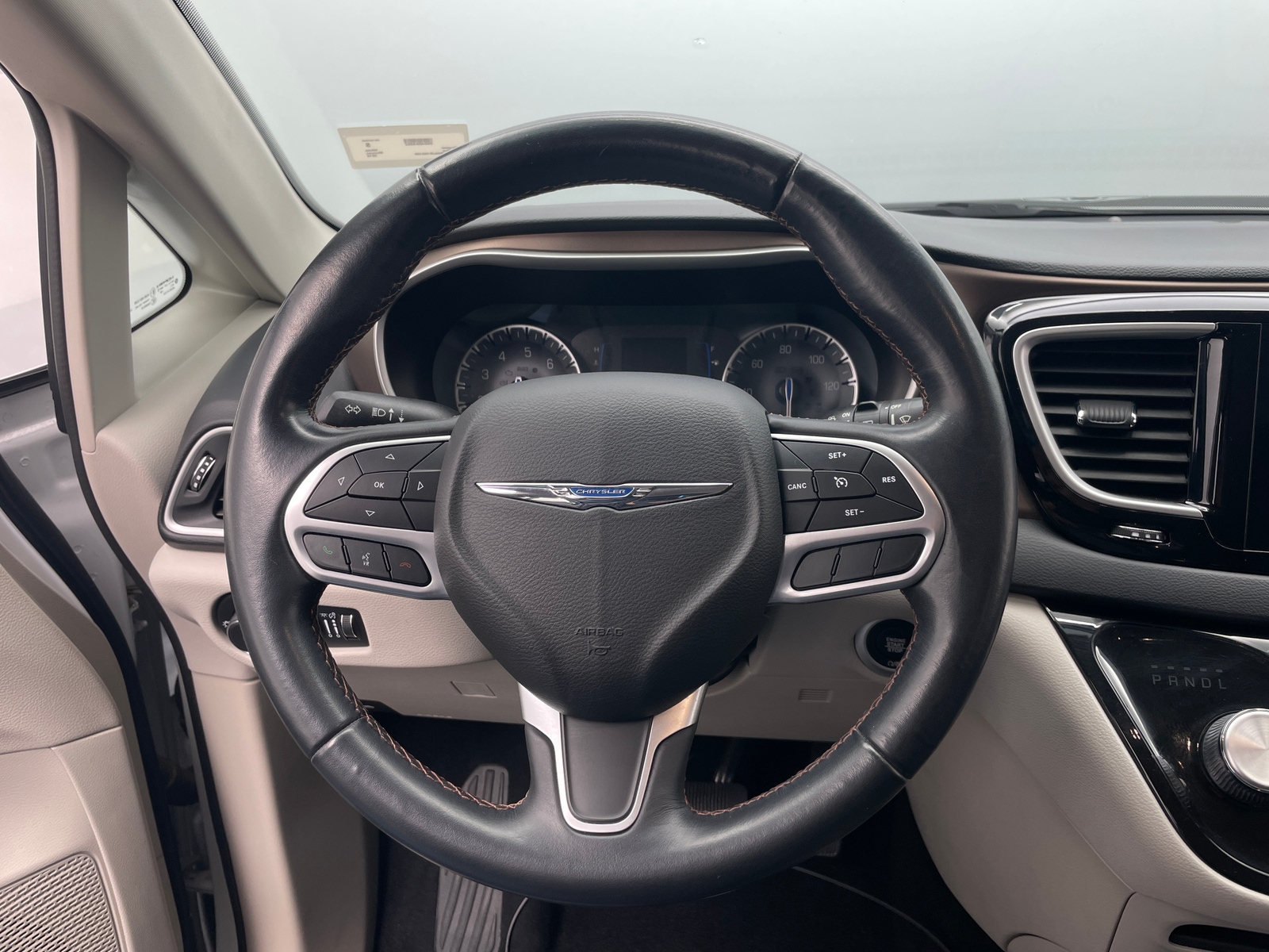 Thumbnail: 2018 Chrysler Pacifica - 4