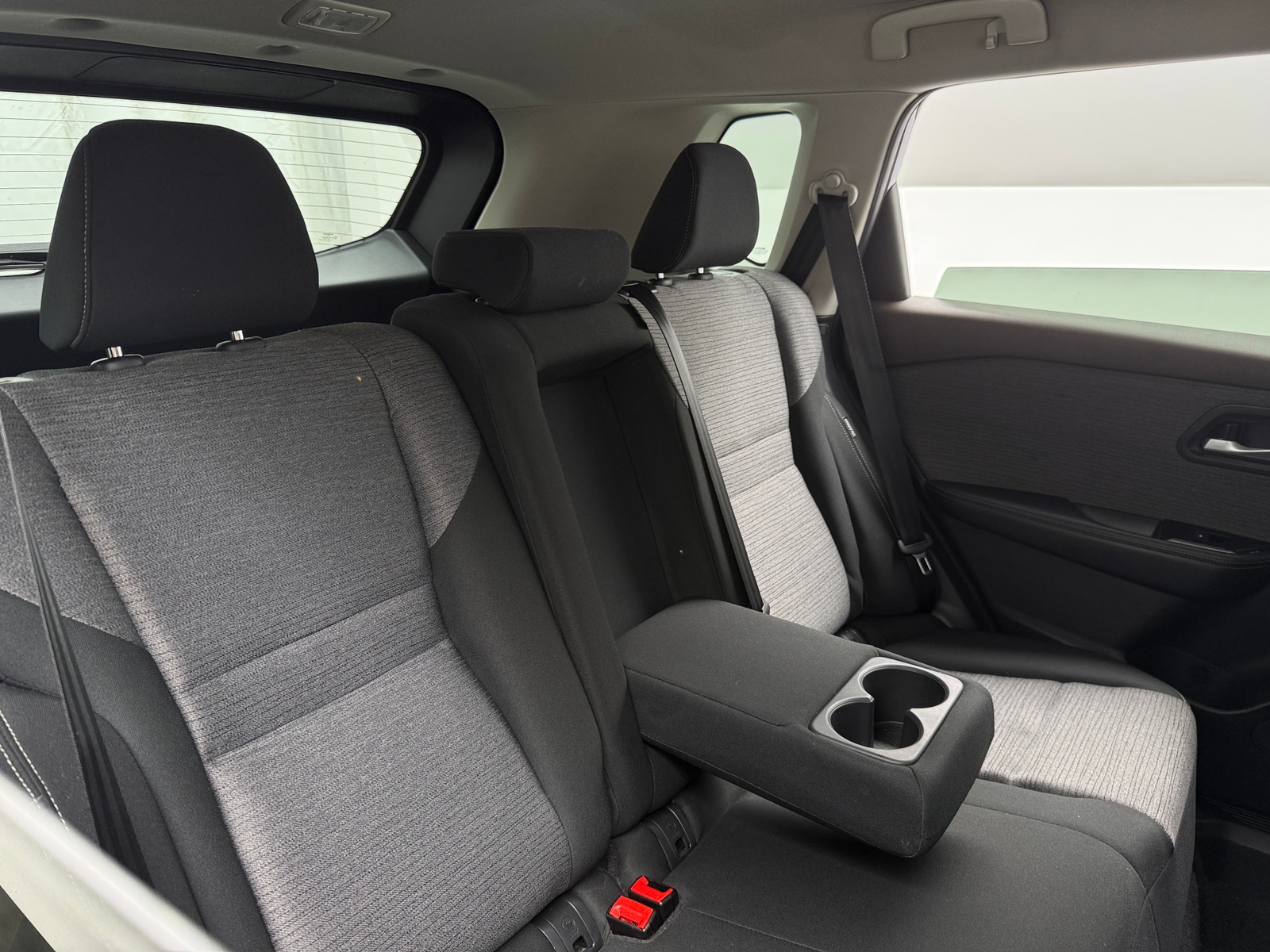 Thumbnail: 2023 Nissan Rogue - 6