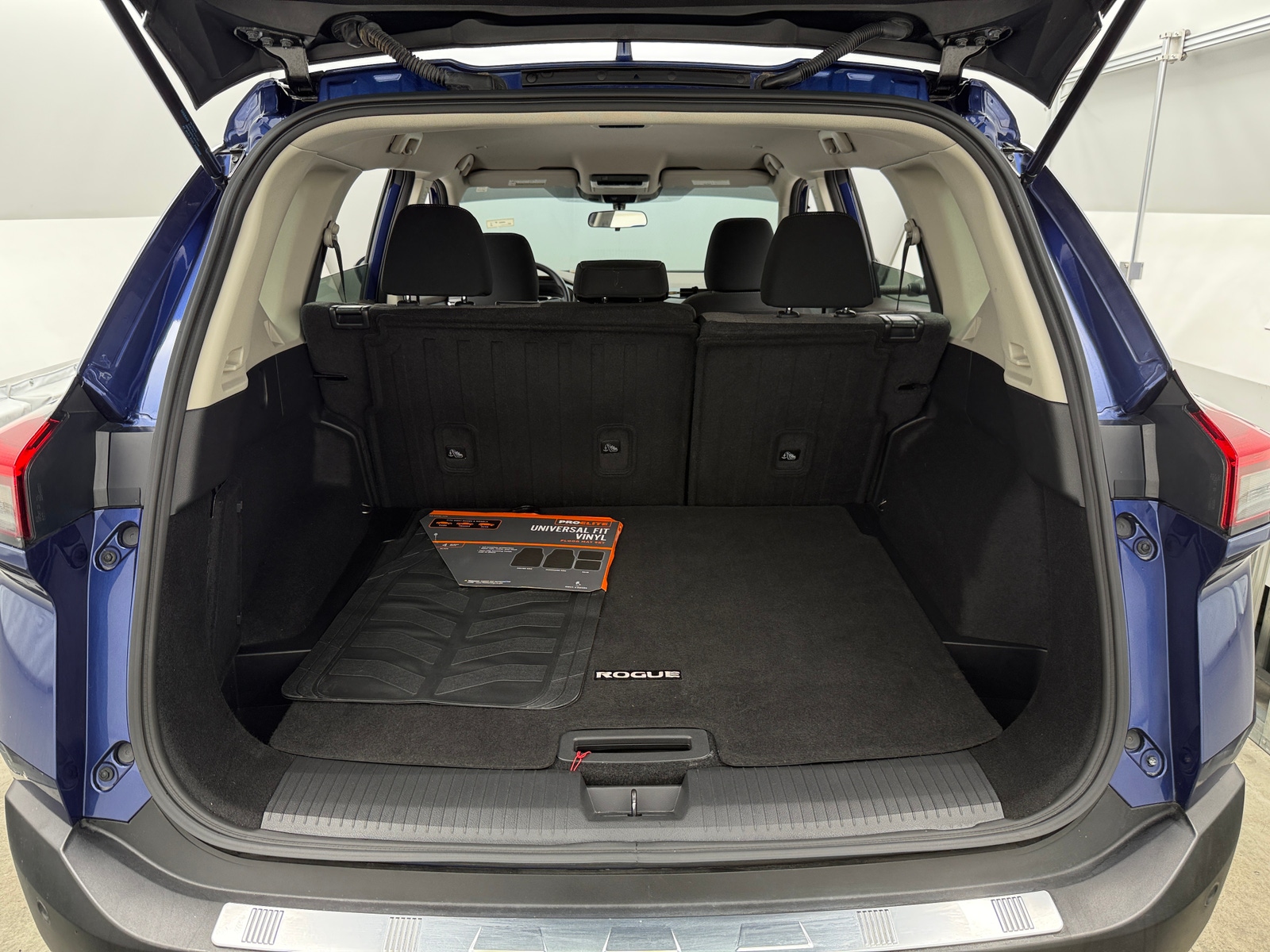 Thumbnail: 2023 Nissan Rogue - 7