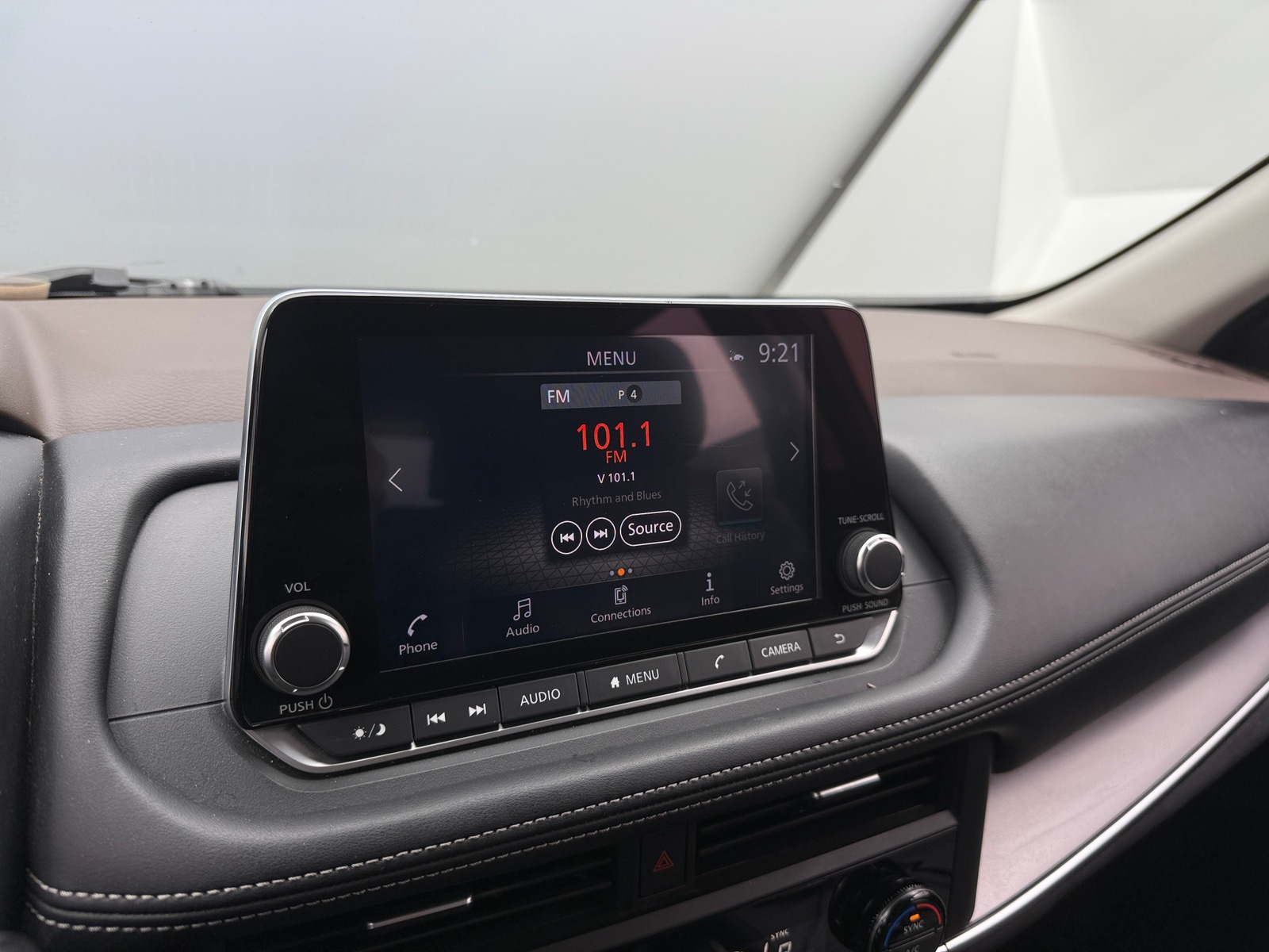 Thumbnail: 2023 Nissan Rogue - 4