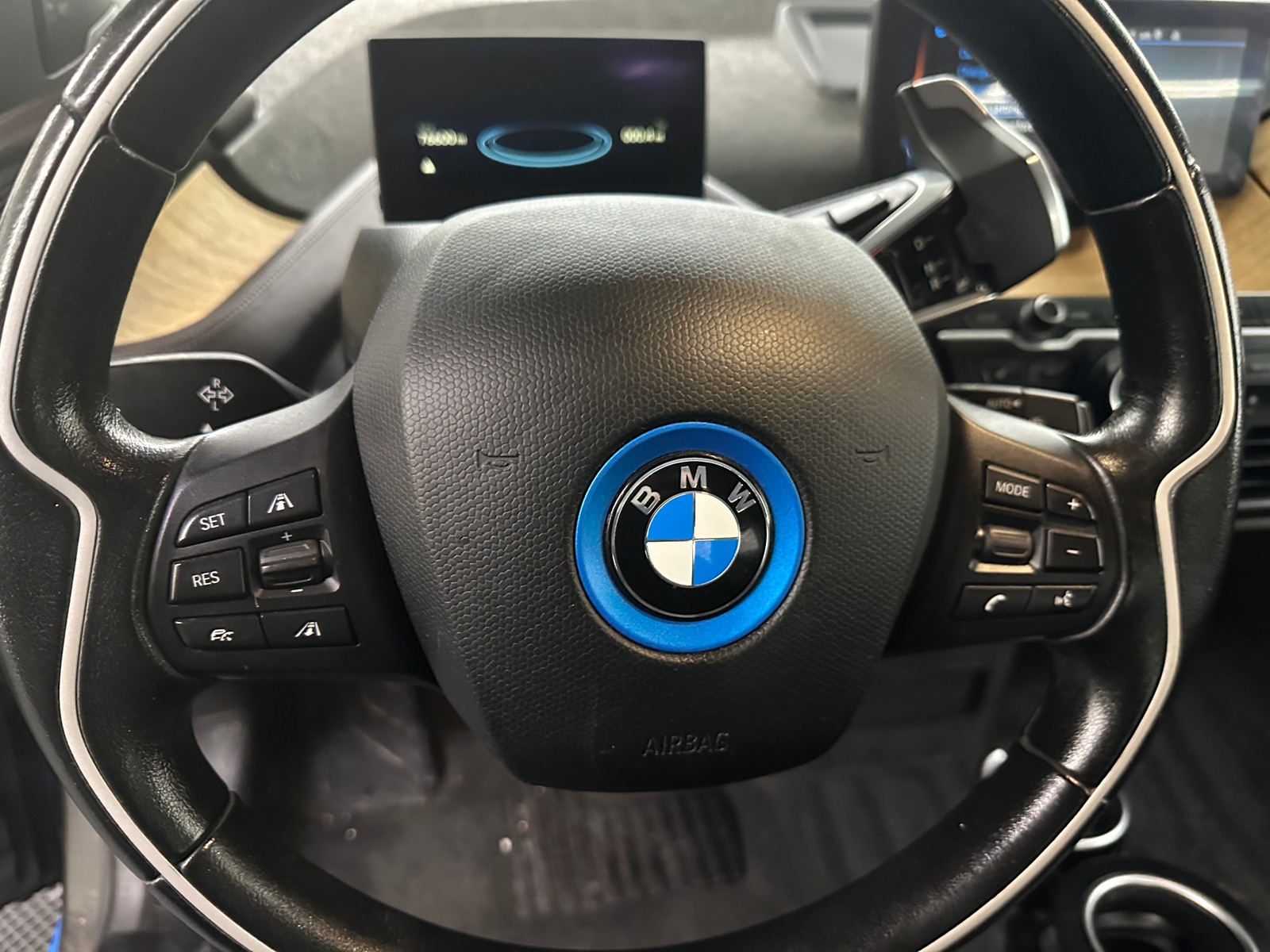 Thumbnail: 2016 BMW i3 - 4