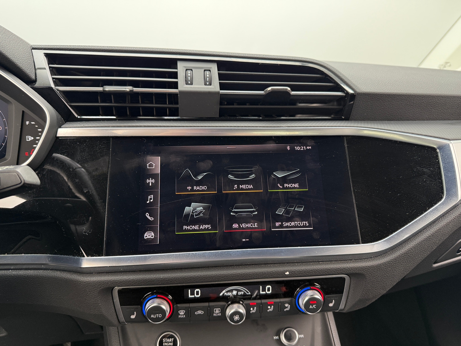 Thumbnail: 2021 Audi Q3 - 3