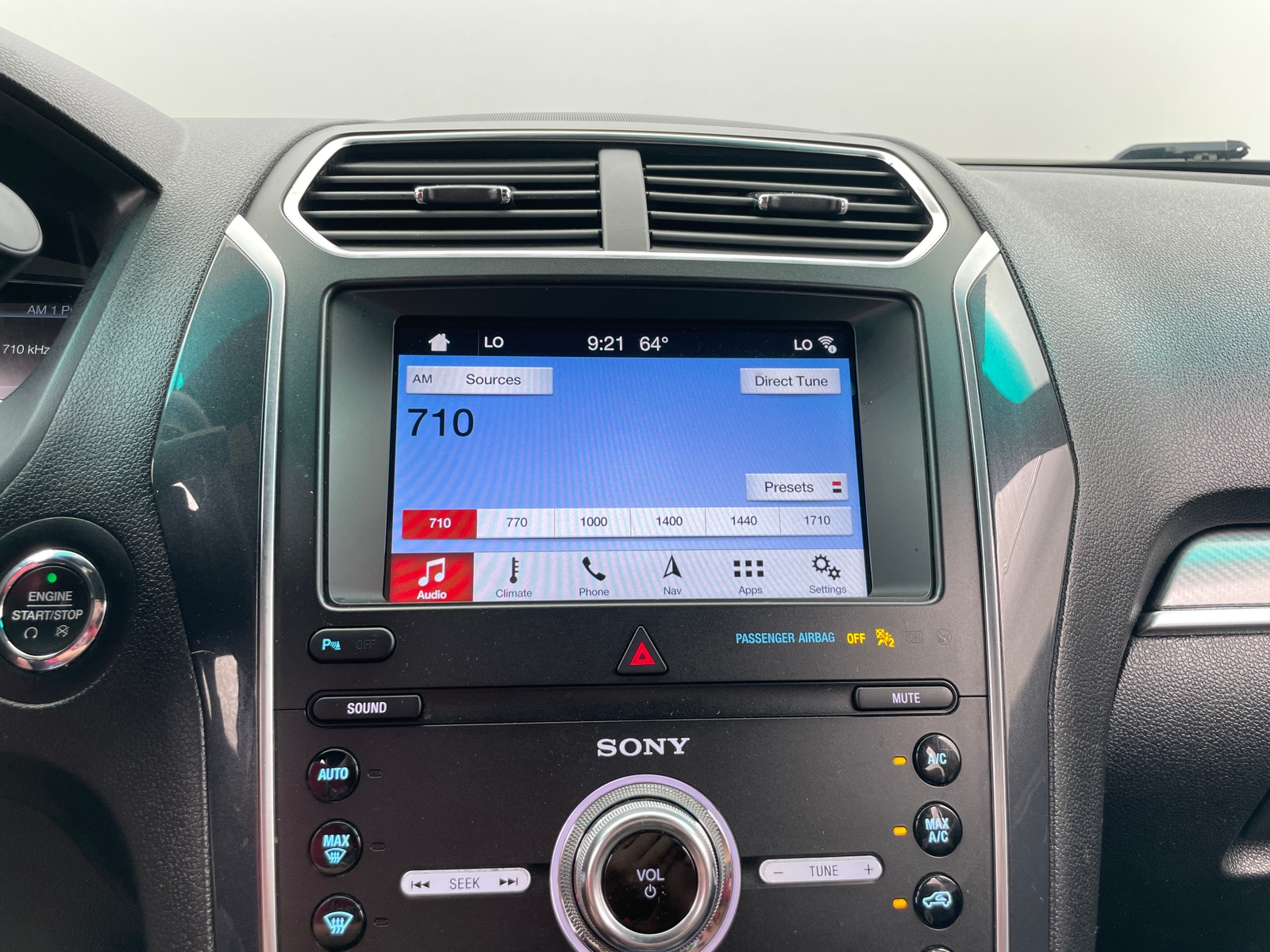 Thumbnail: 2019 Ford Explorer - 3
