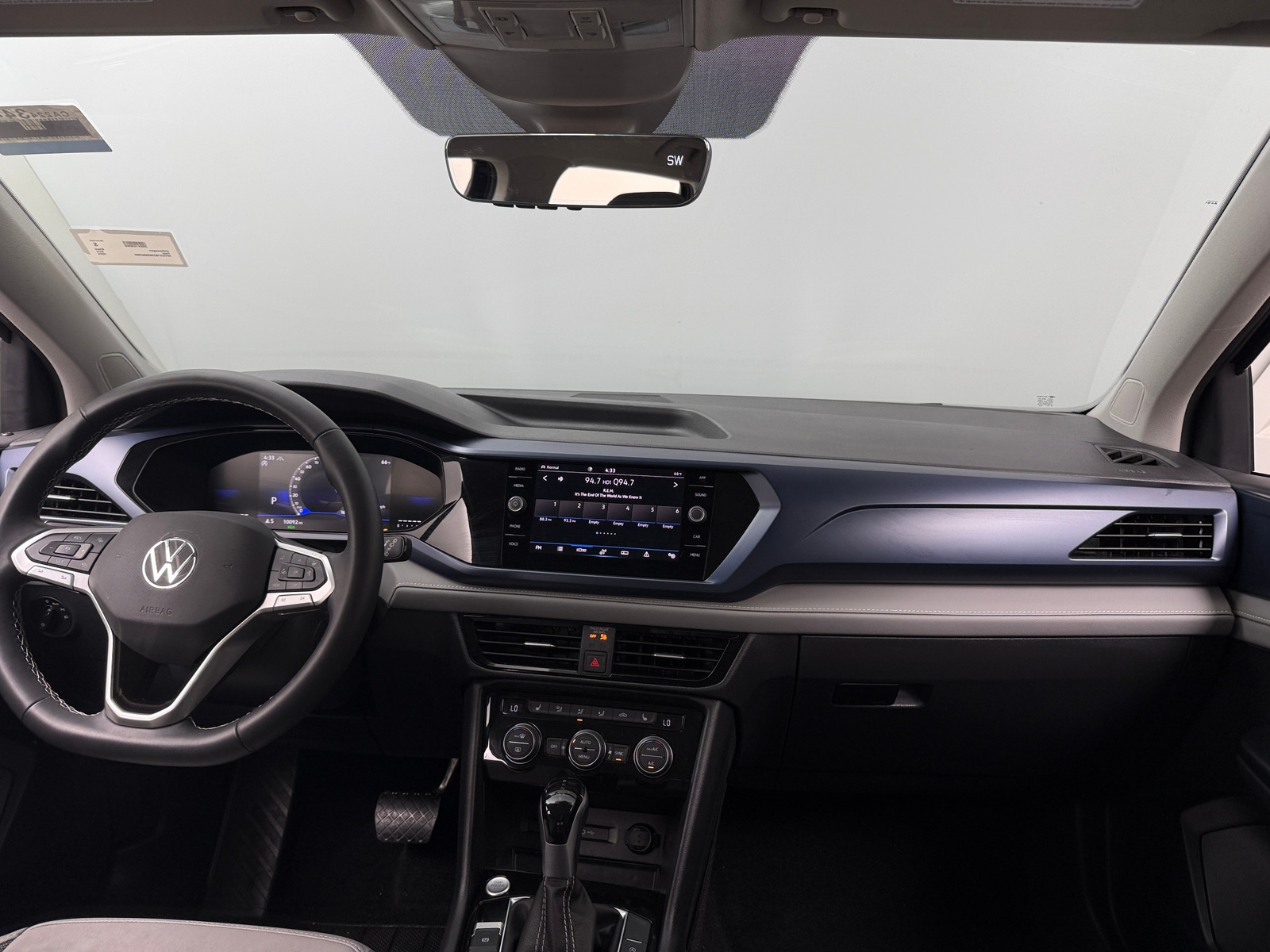 Thumbnail: 2024 Volkswagen Taos - 2